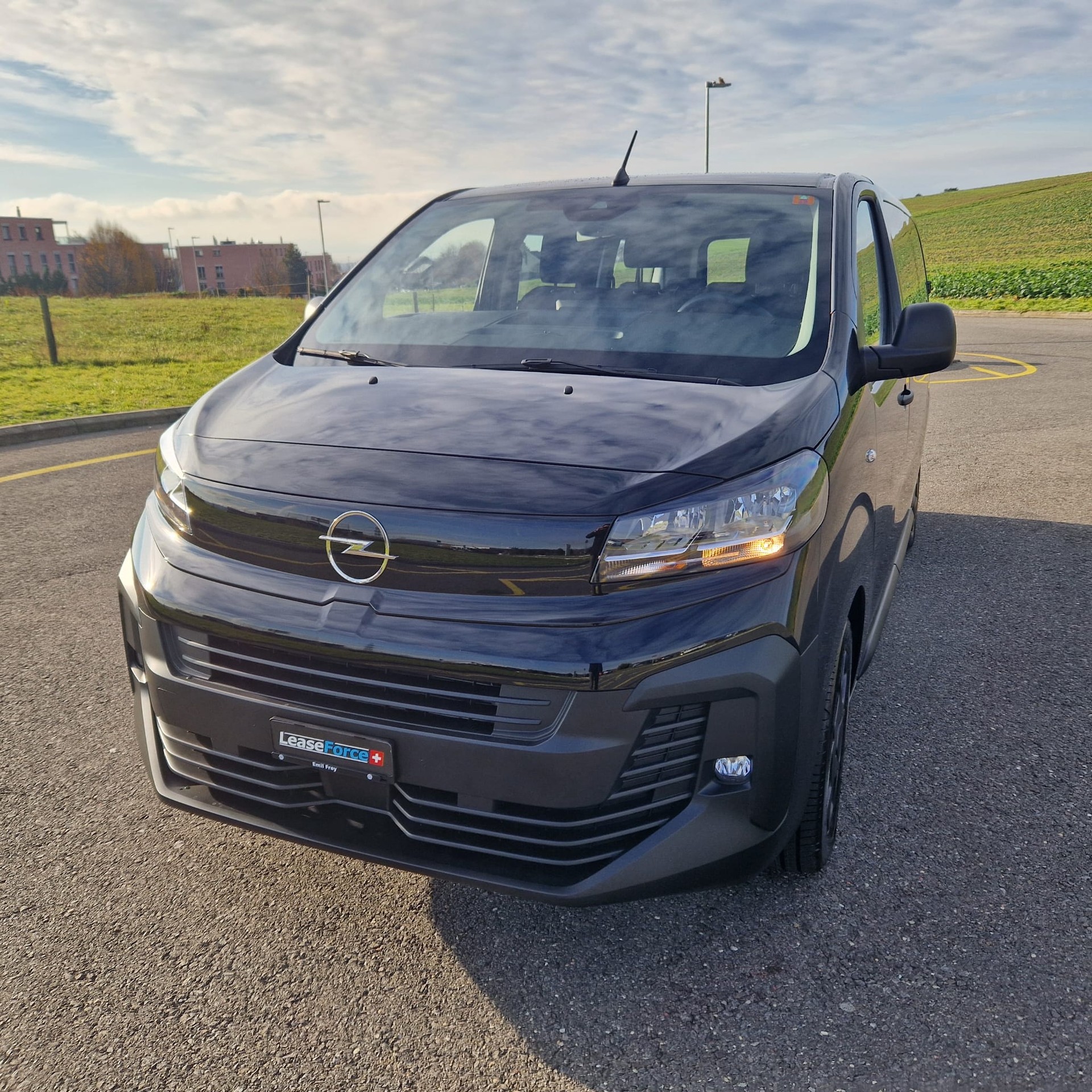 OPEL Vivaro Combi 2.0 CDTI s/s XL-image-16