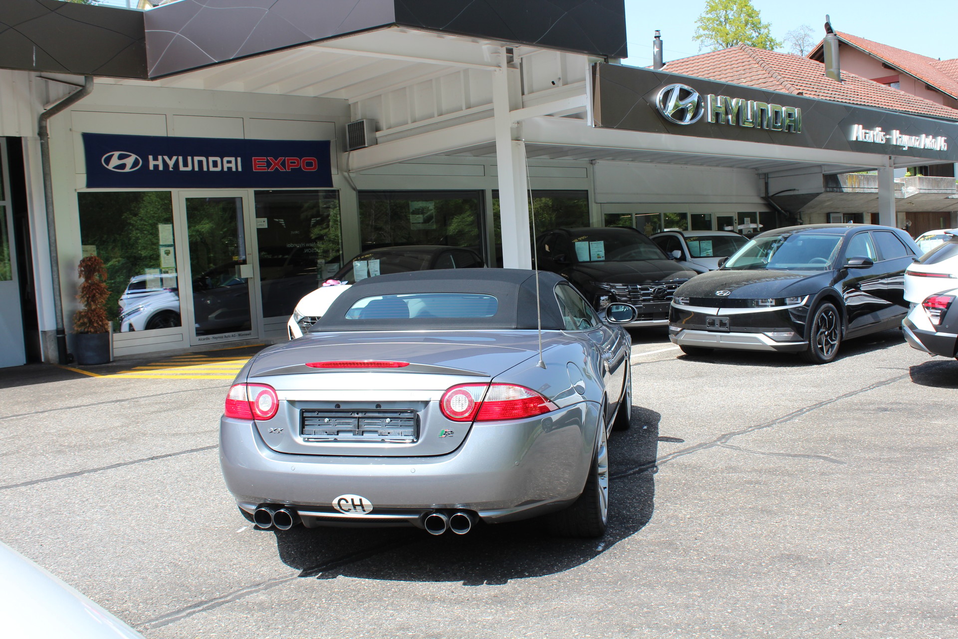 JAGUAR XKR 4.2 V8 SC Cabriolet 420PS Aut.-showroom-element-2