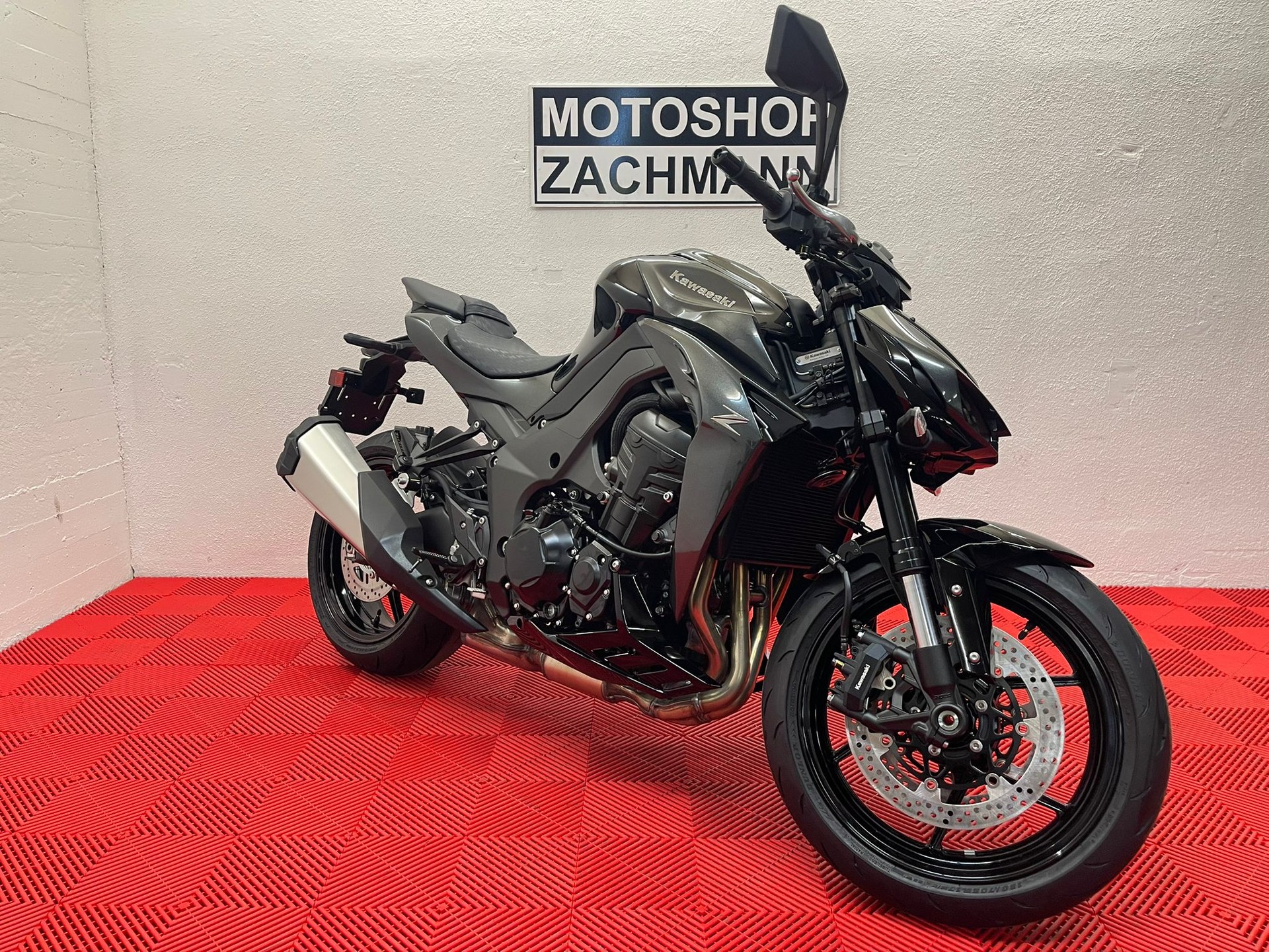 KAWASAKI Z1100 2026-image-1