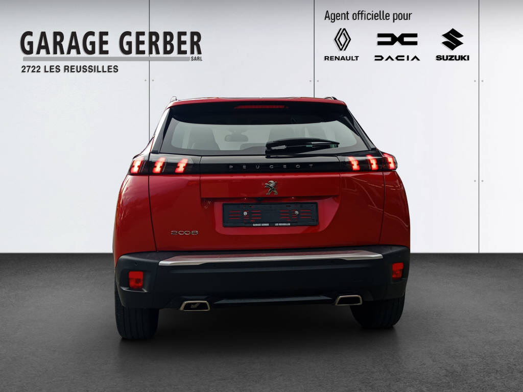 PEUGEOT 2008 1.2 PureTech 130 Allure-image-5