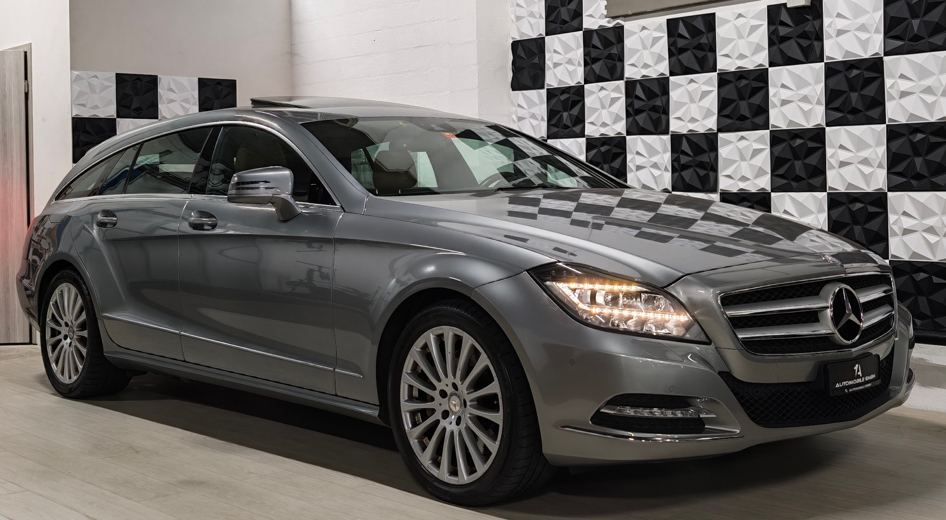 MERCEDES-BENZ CLS SB 350 CDI Executive 4Matic 7G-Tronic ***DESIGNO***-image-4