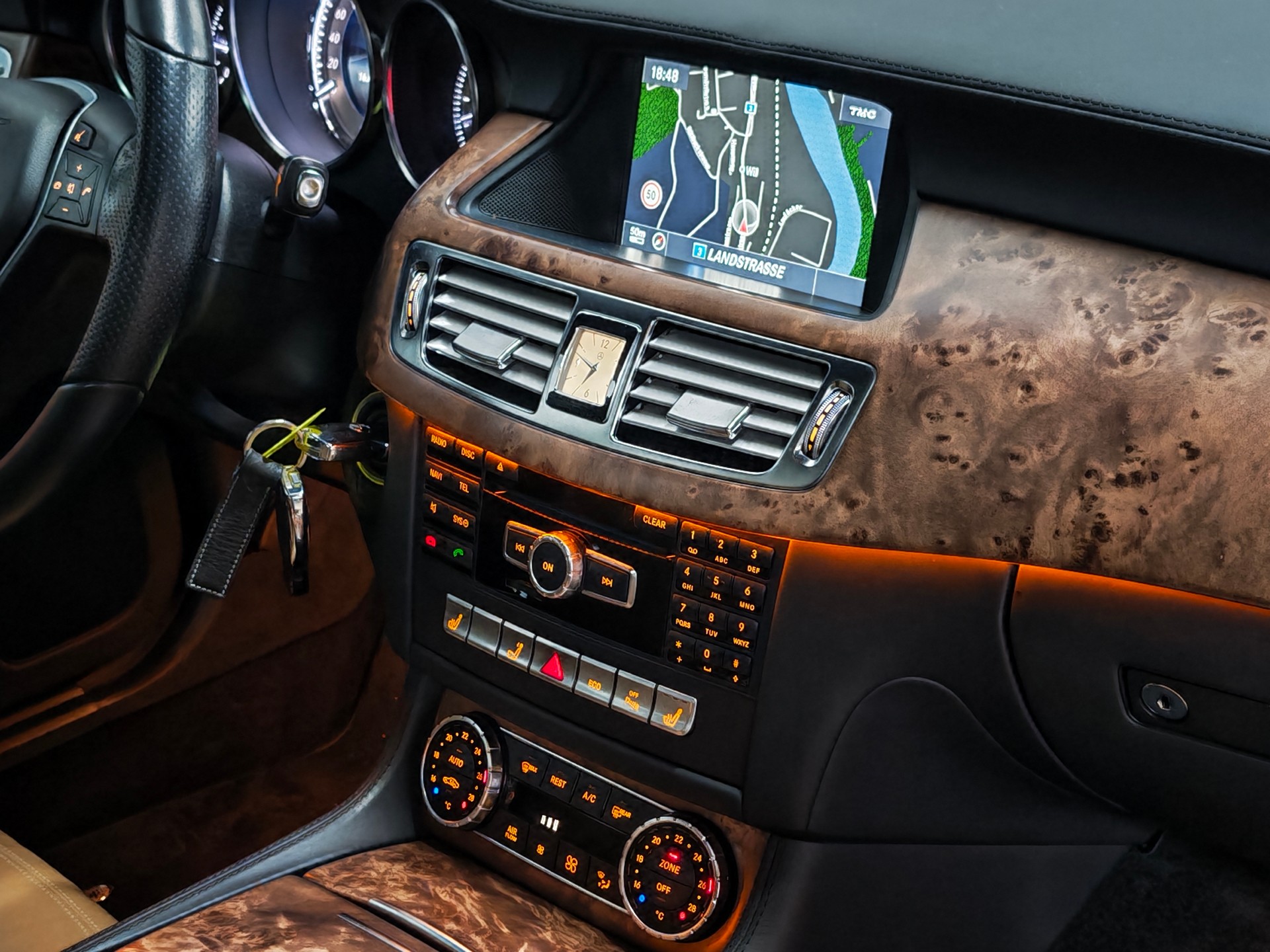 MERCEDES-BENZ CLS SB 350 CDI Executive 4Matic 7G-Tronic ***DESIGNO***-image-10