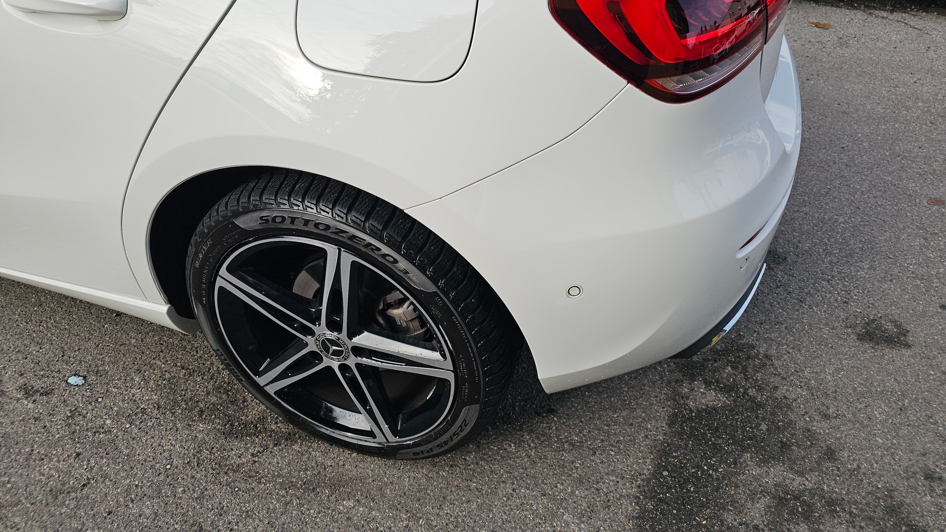 MERCEDES-BENZ A 180 Progressive-image-4