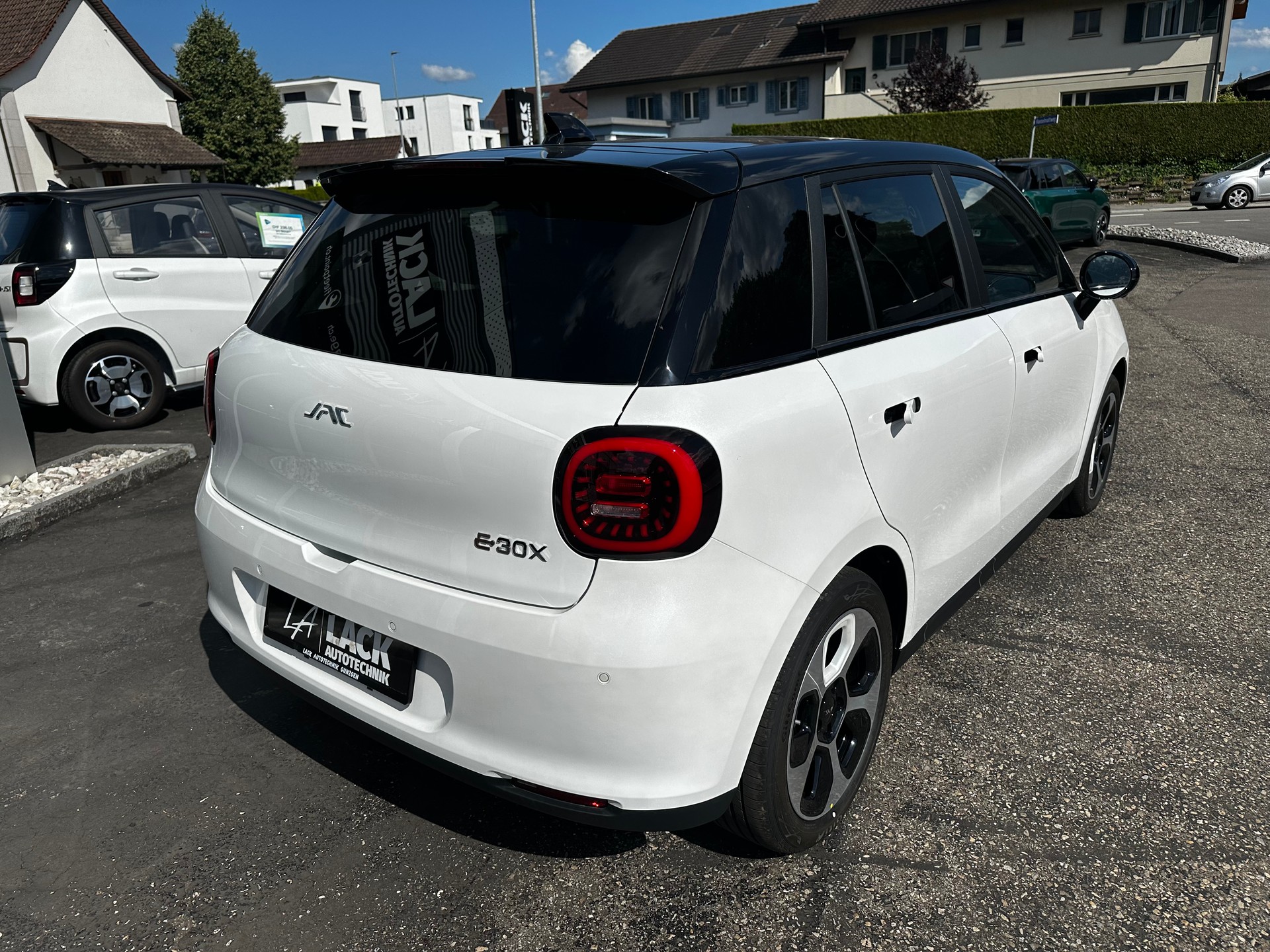 JAC E30X 41 kWh City 293km-image-4