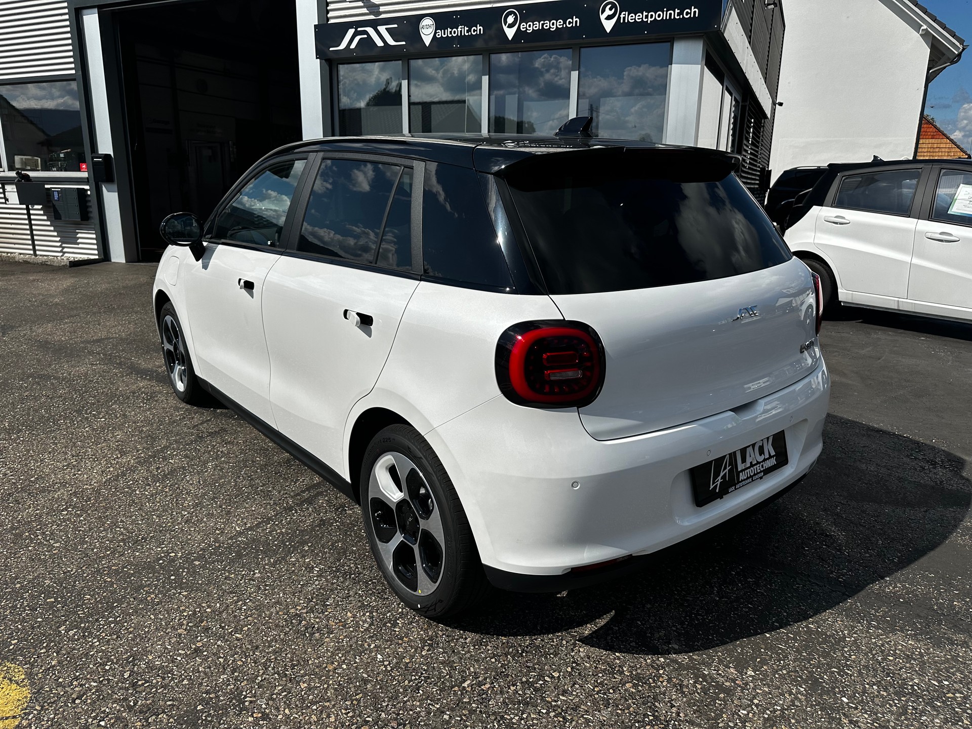 JAC E30X 41 kWh City 293km-image-12