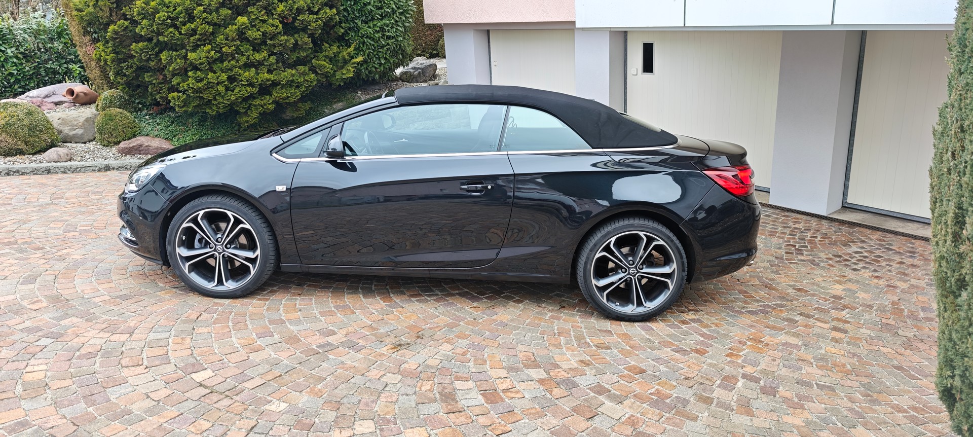 OPEL Cascada 1.6i 16V Cosmo-image-6