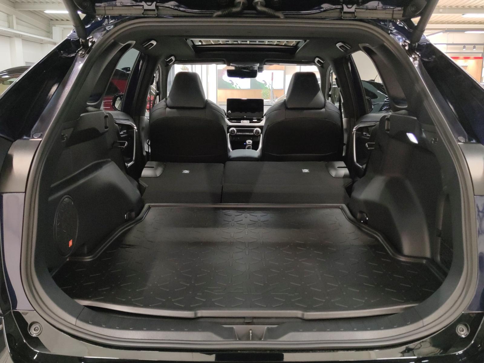 TOYOTA RAV4 2.5 HEV Style-image-8