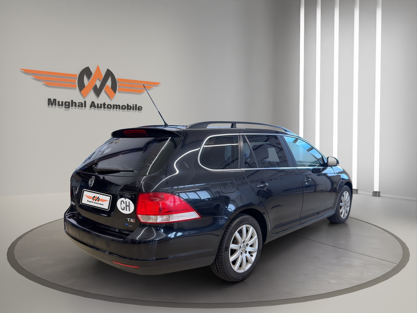 VW Golf Variant 1.4 TSI Comfortline DSG-image-3