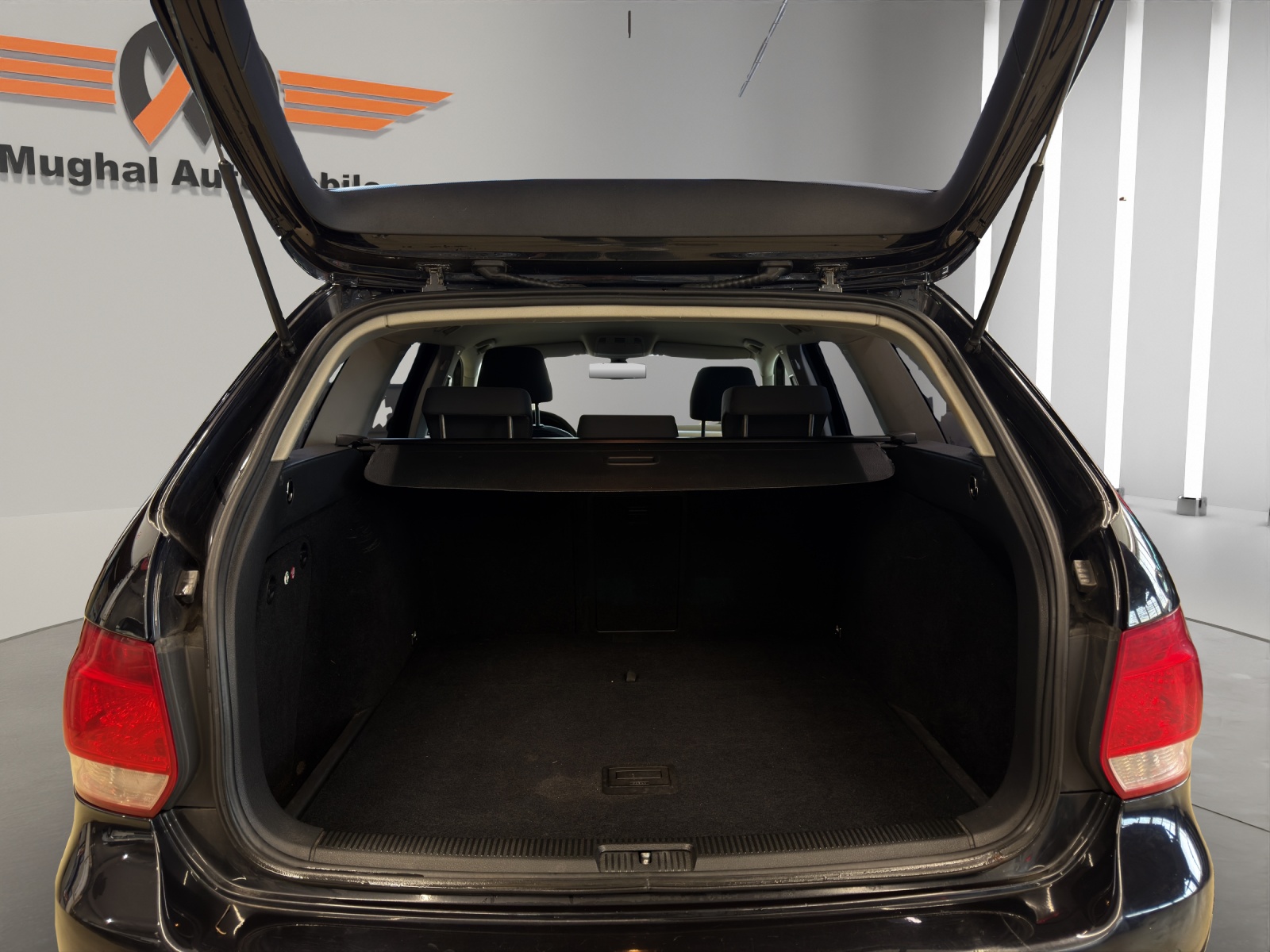 VW Golf Variant 1.4 TSI Comfortline DSG-image-14