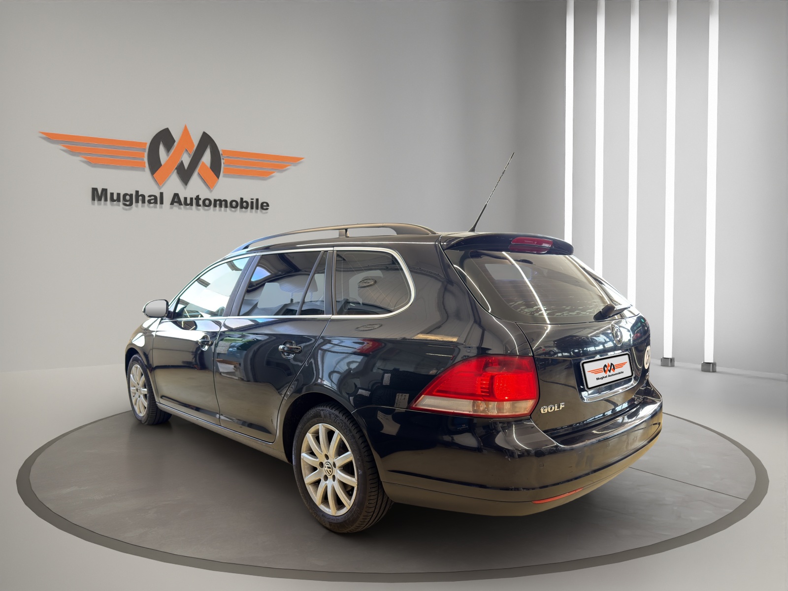 VW Golf Variant 1.4 TSI Comfortline DSG-image-5