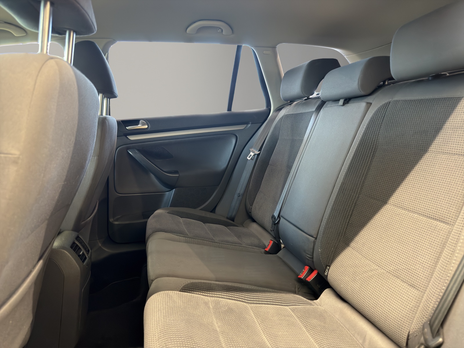 VW Golf Variant 1.4 TSI Comfortline DSG-image-11