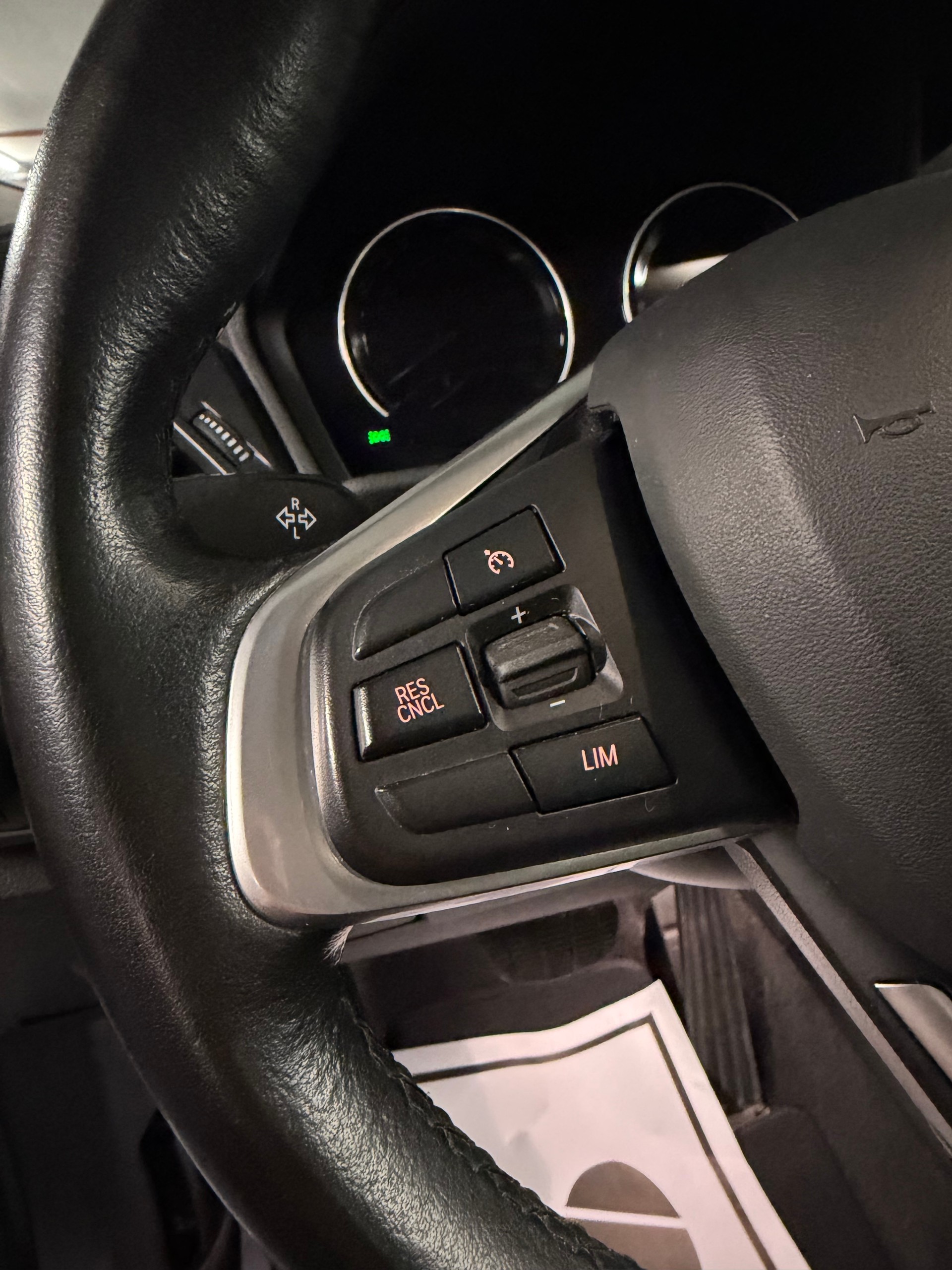 BMW 216d Gran Tourer DKG-image-9