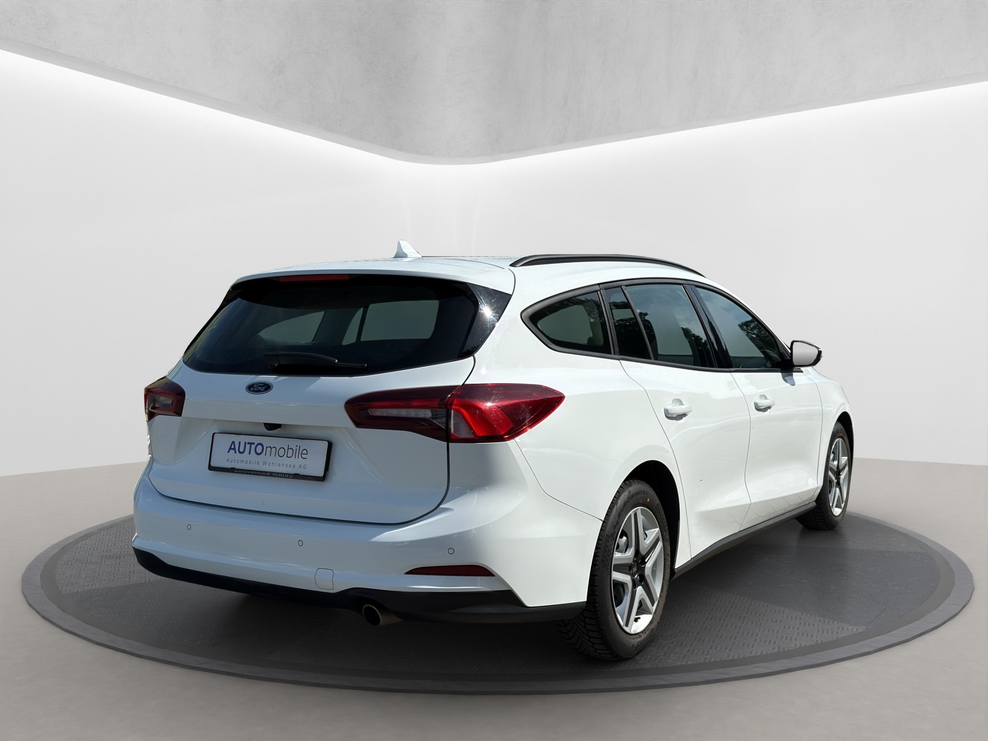 FORD Focus 1.5 TDCi Cool Connect Automatic-image-4