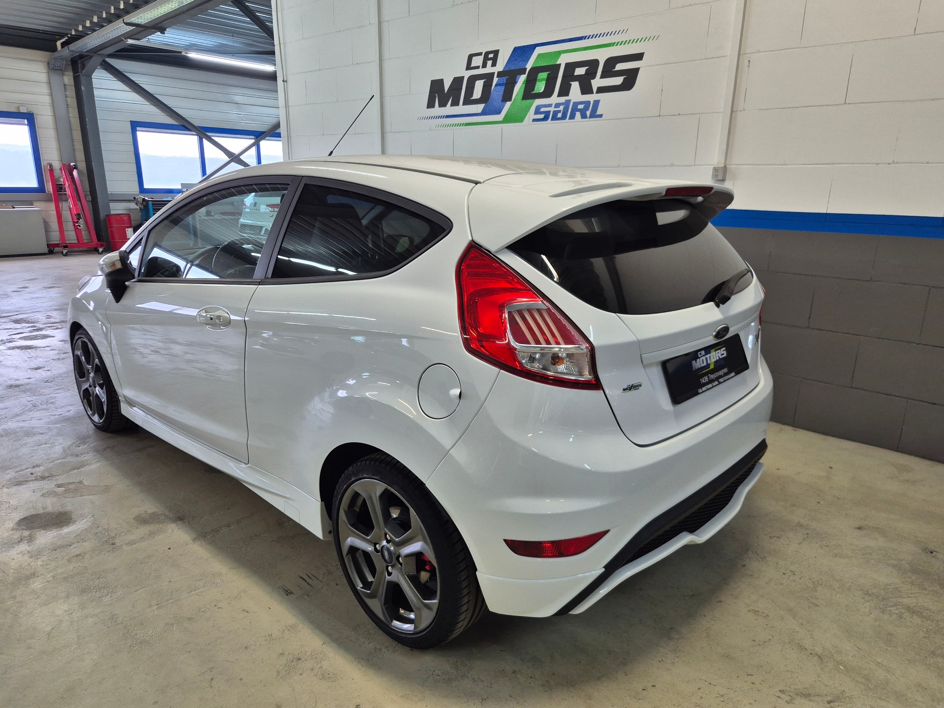 FORD Fiesta 1.6 SCTi ST-2-image-3