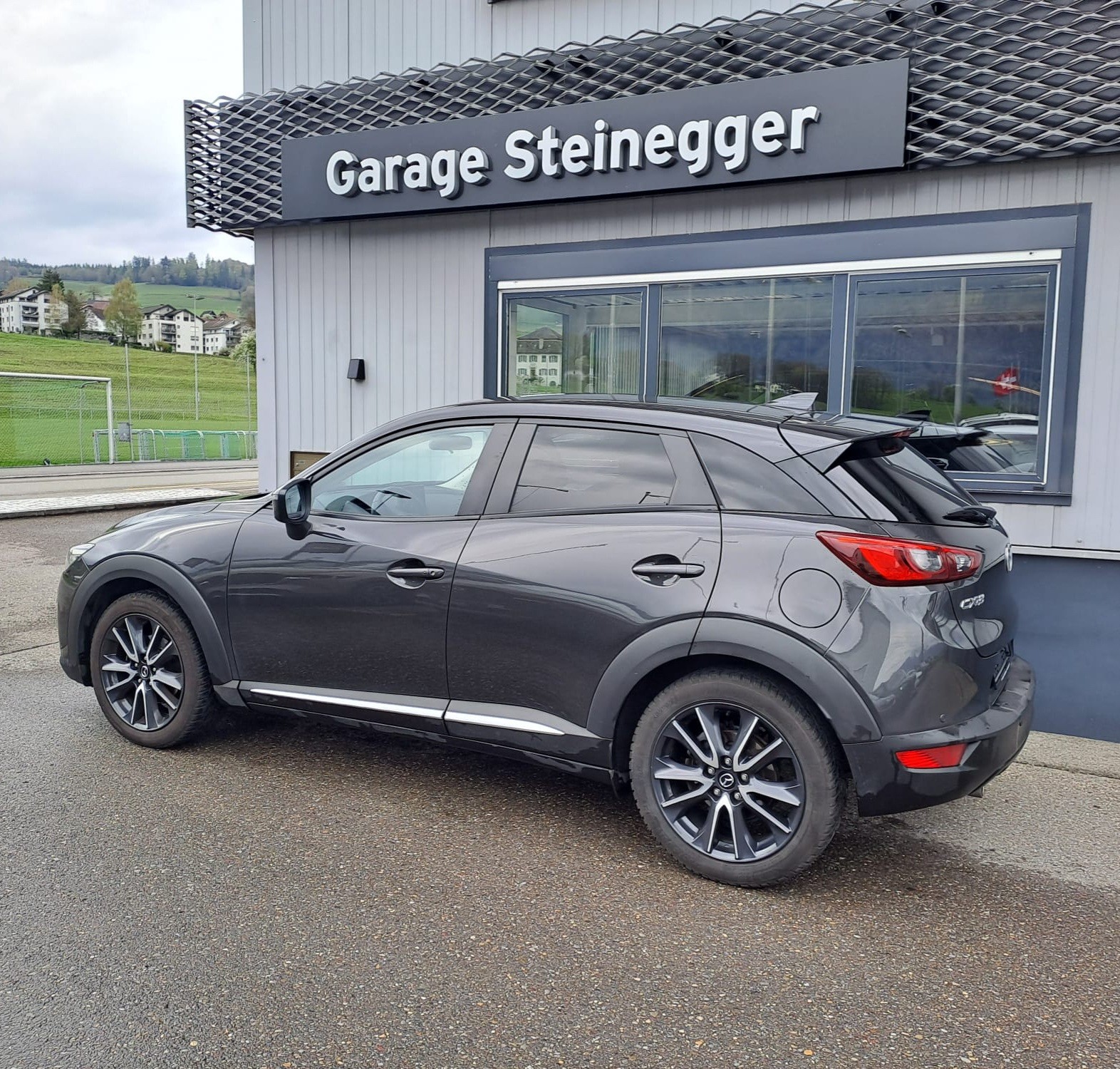 MAZDA CX-3 SKYACTIV-G 120 Revolution FWD Automat-image-5