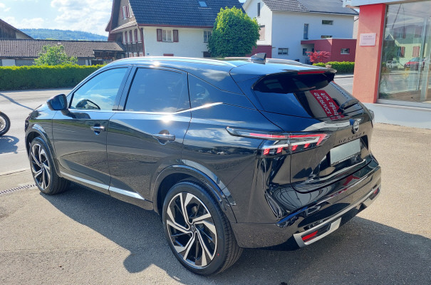 NISSAN Qashqai 1.3MHEV Tekna+ 4x4-image-2