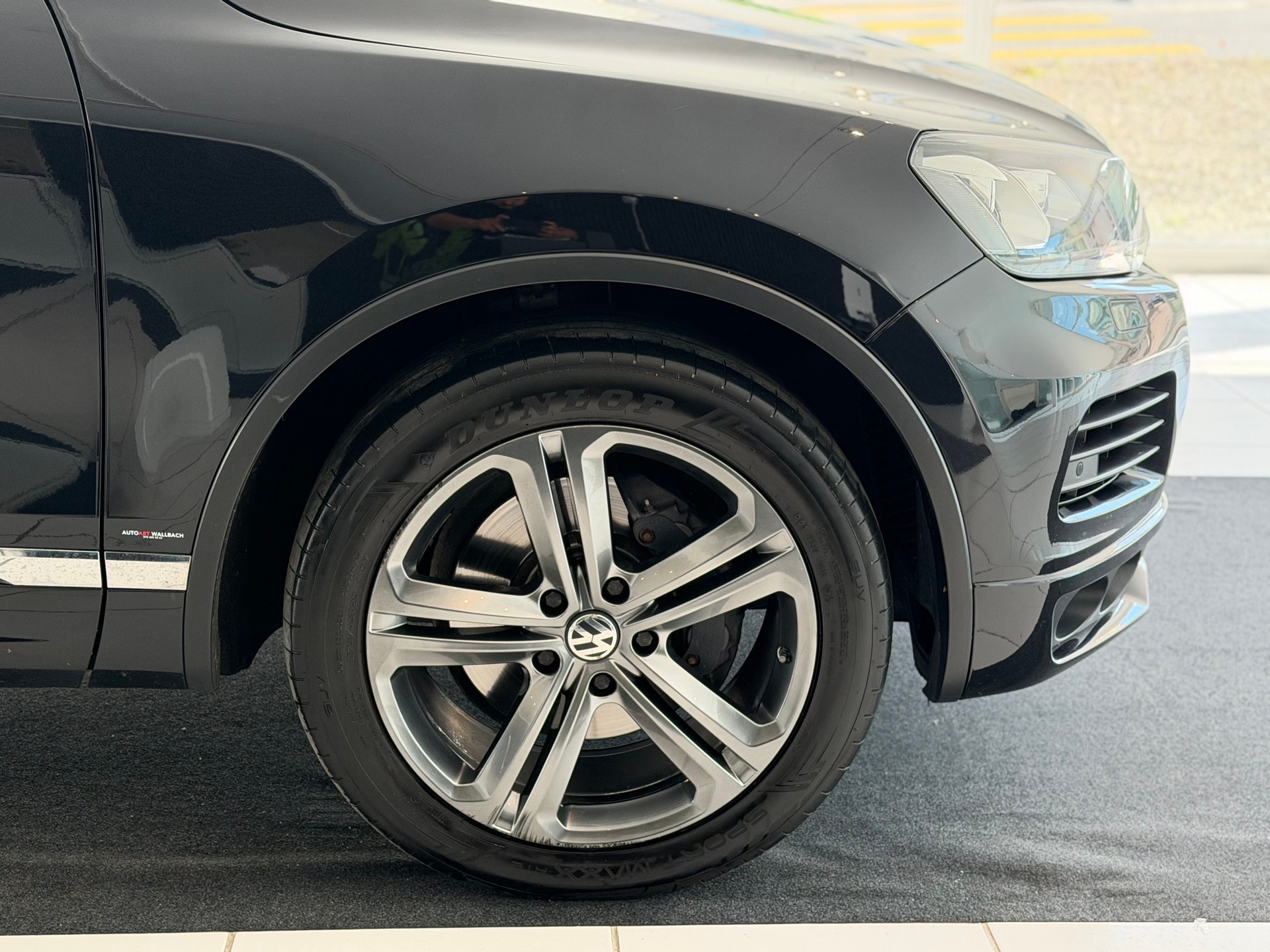 VW Touareg 4.2 TDI R ABT Black Pearl Edition Tiptronic-image-24