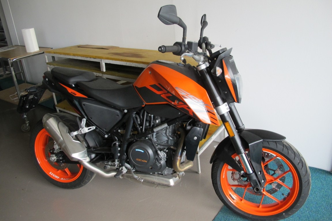 KTM 690 Duke ABS-image-1