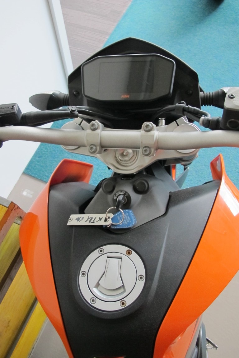 KTM 690 Duke ABS-image-10