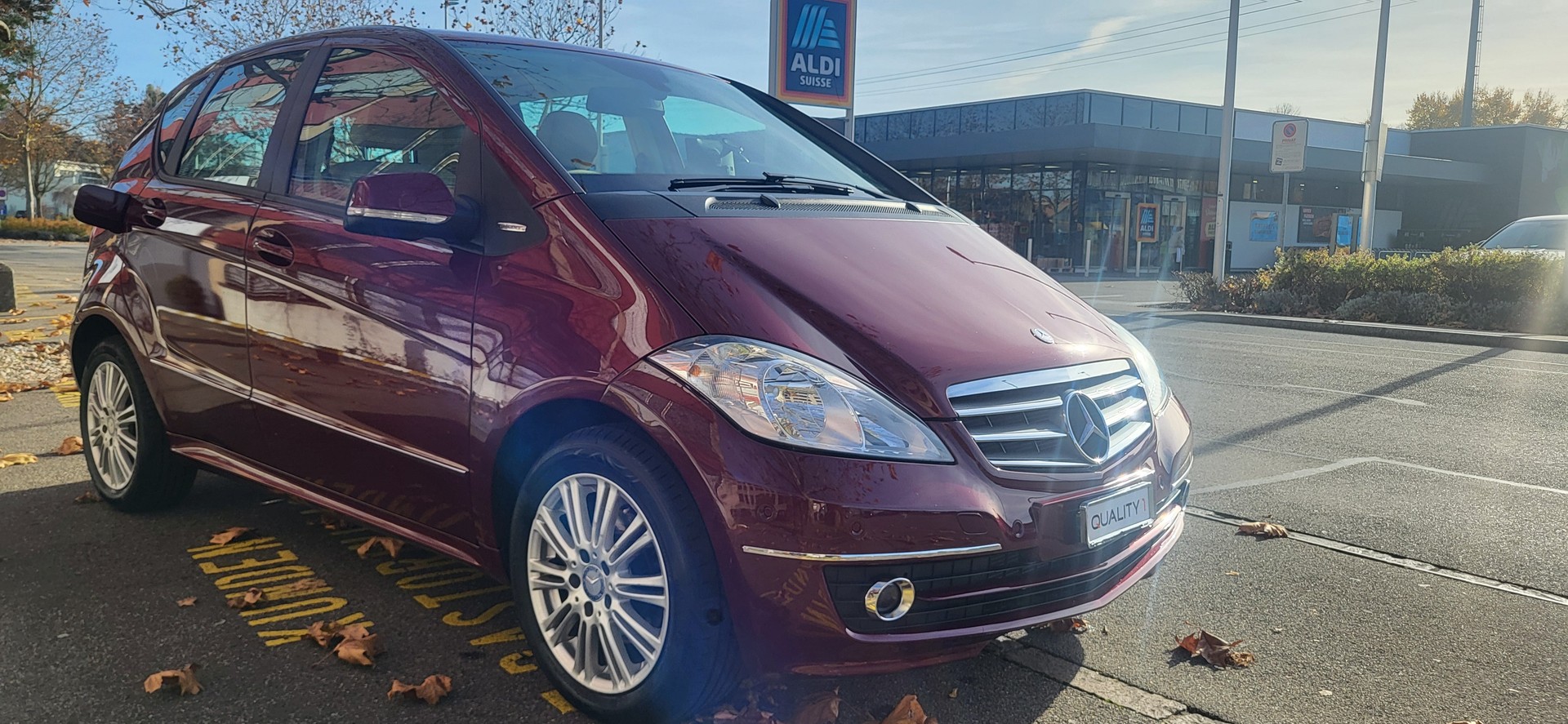 MERCEDES-BENZ A 150 Elégance Edition A-showroom-element-2