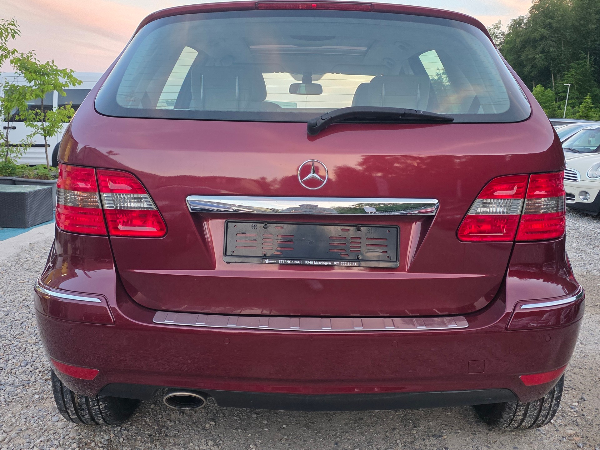 MERCEDES-BENZ B 180 Selection Autotronic ***Frisch ab MFK / Frisch ab Service / Frisch ab Getriebe Service / Garantie / Gratis Lieferung ***-showroom-element-3