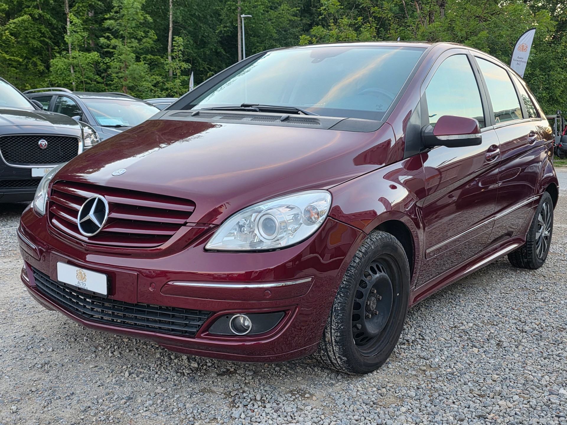 MERCEDES-BENZ B 180 Selection Autotronic ***Frisch ab MFK / Frisch ab Service / Frisch ab Getriebe Service / Garantie / Gratis Lieferung ***