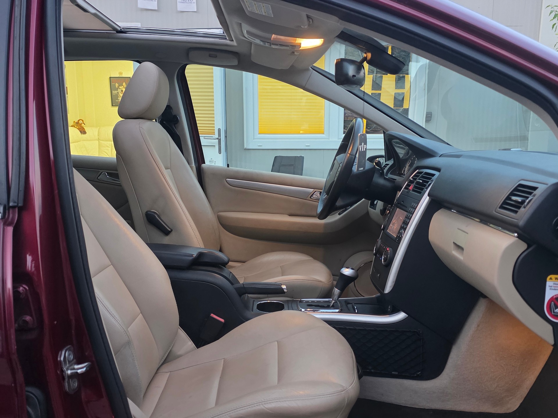 MERCEDES-BENZ B 180 Selection Autotronic ***Frisch ab MFK / Frisch ab Service / Frisch ab Getriebe Service / Garantie / Gratis Lieferung ***-image-12