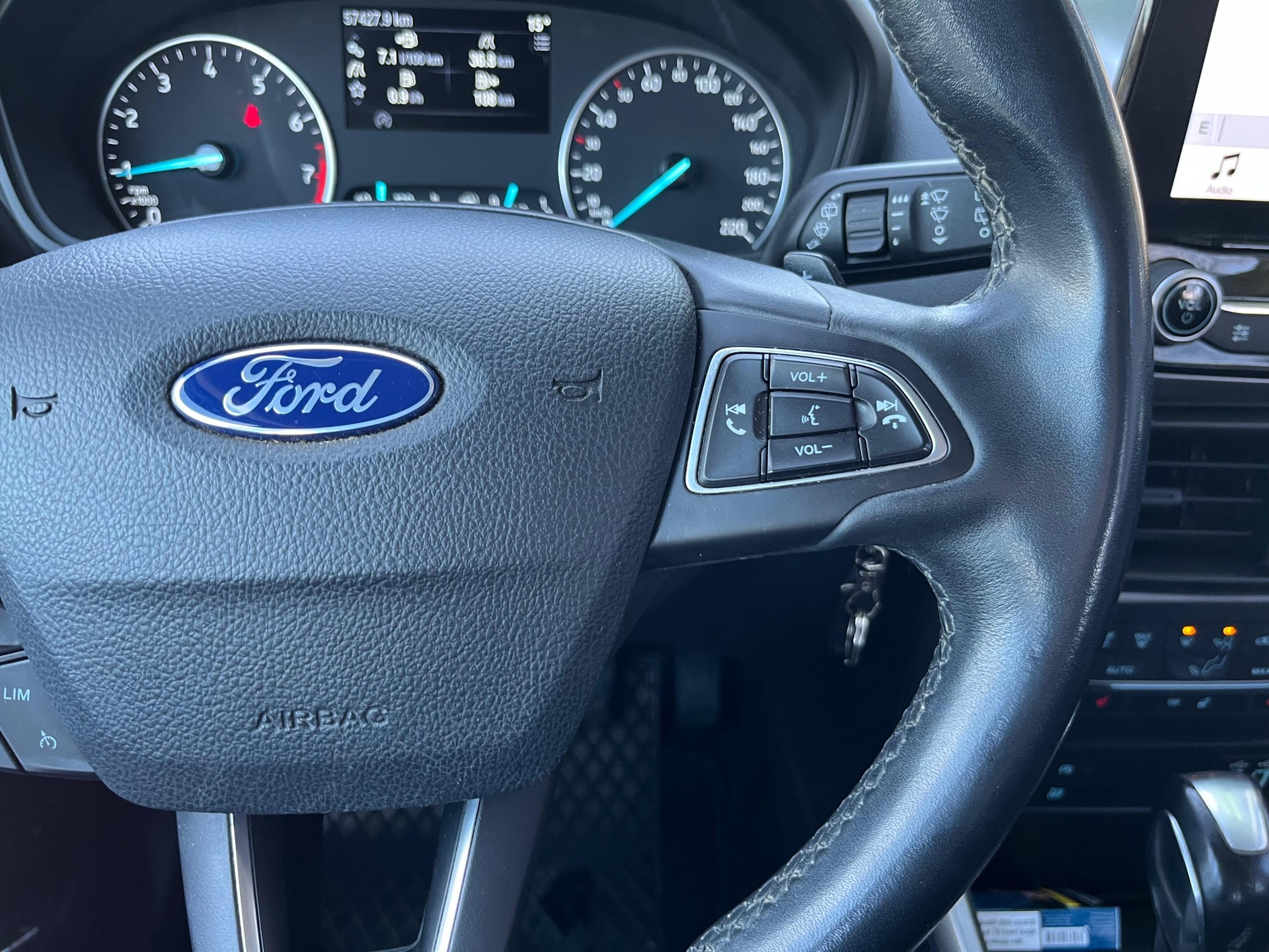 FORD EcoSport 1.0 SCTi Trend Automat-image-13