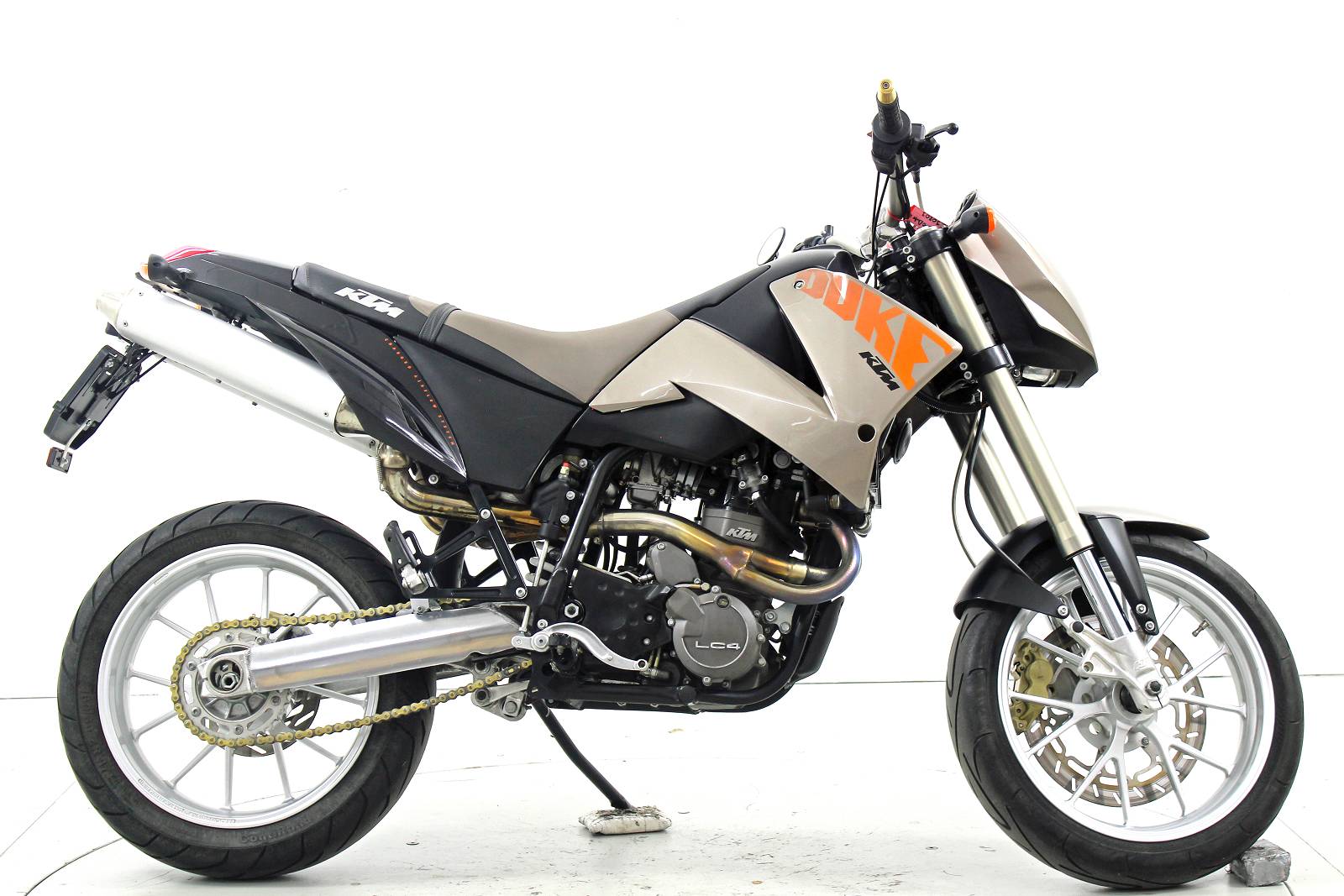 KTM 640 Duke-image-3