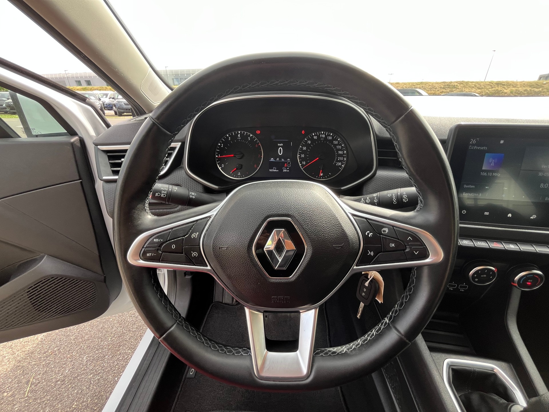 RENAULT Clio 1.0 Zen+++FRISCH AB MFK+++12 MONATE GARANTIE+++-image-6