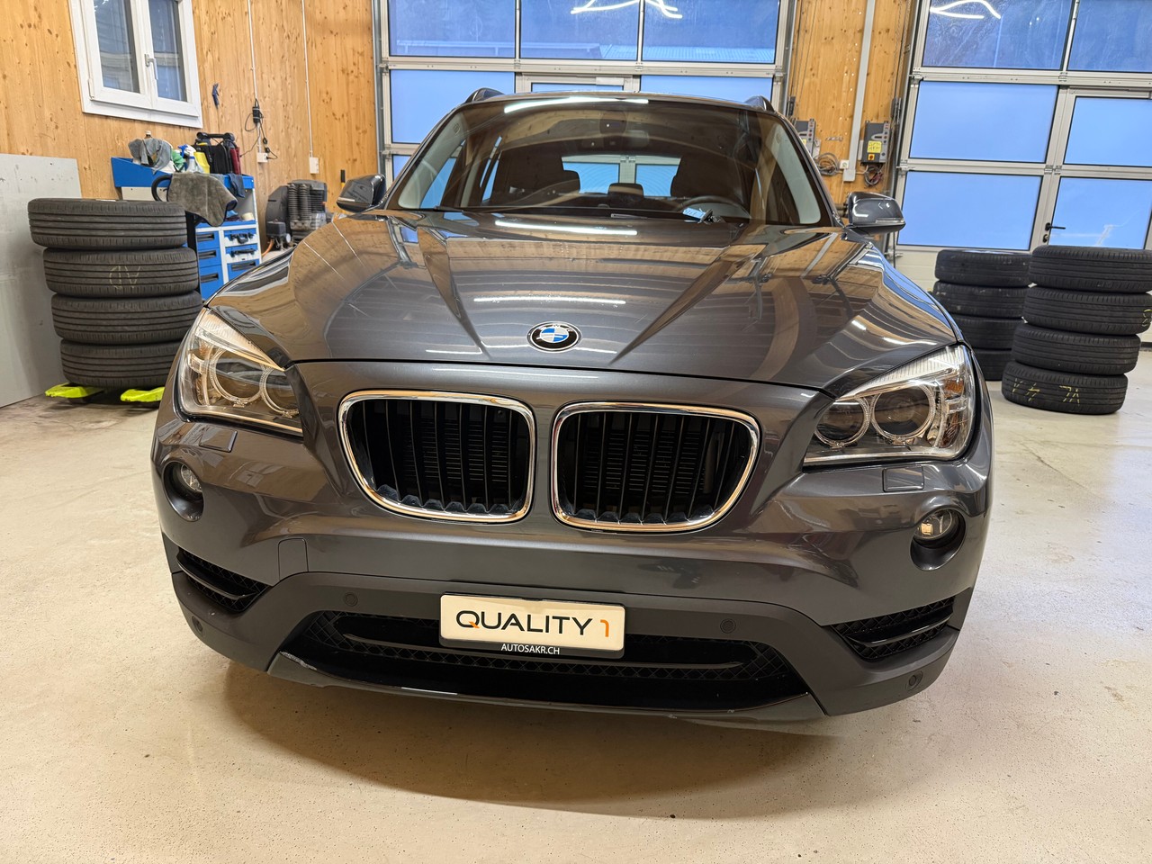 BMW X1 xDrive 28i Sport Line Steptronic-showroom-element-1
