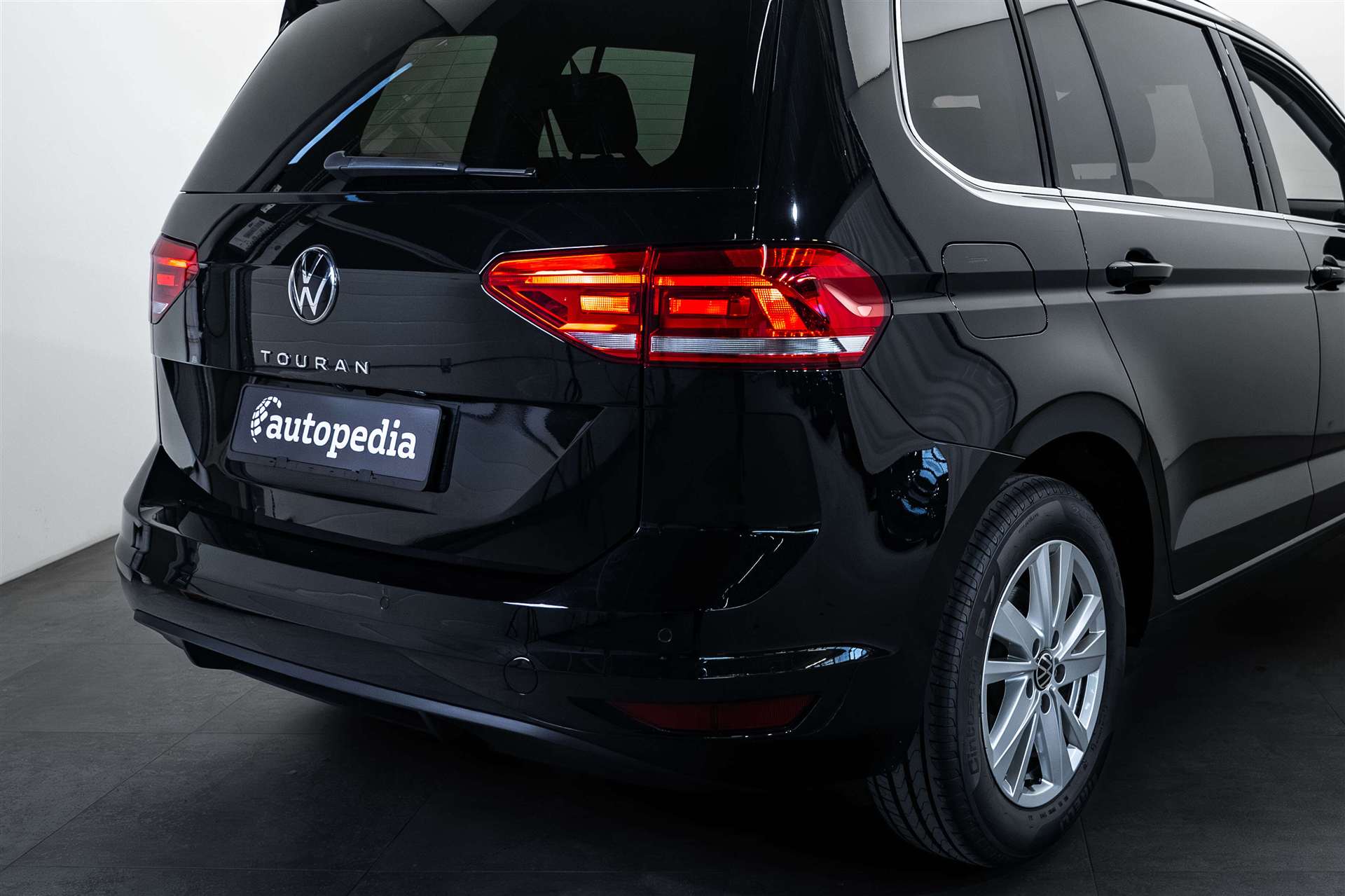 VW Touran 1.5 TSi EVO Highline 7-Plätzer DSG-Automat-showroom-element-3