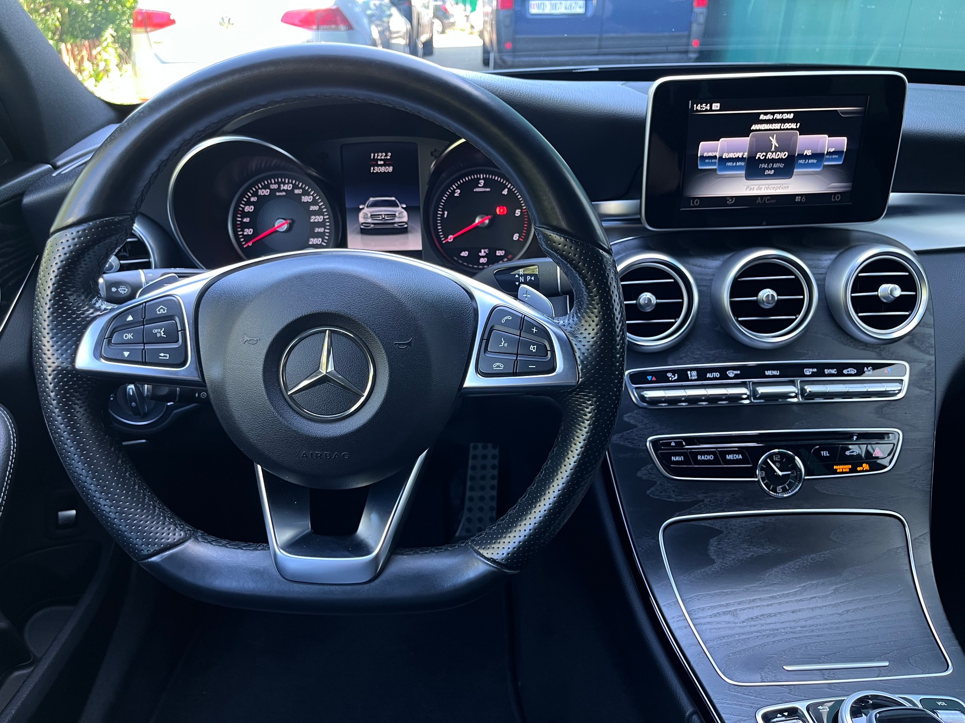 MERCEDES-BENZ C 250 d Swiss Star AMG Line 4Matic 9G-Tronic-image-9