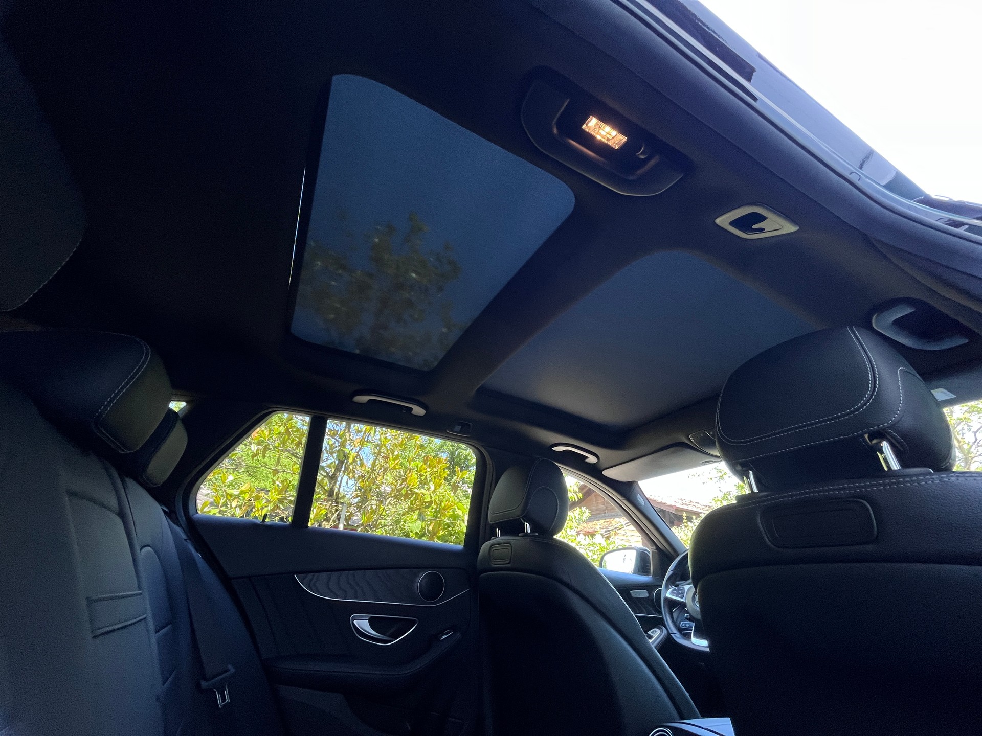 MERCEDES-BENZ C 250 d Swiss Star AMG Line 4Matic 9G-Tronic-image-14