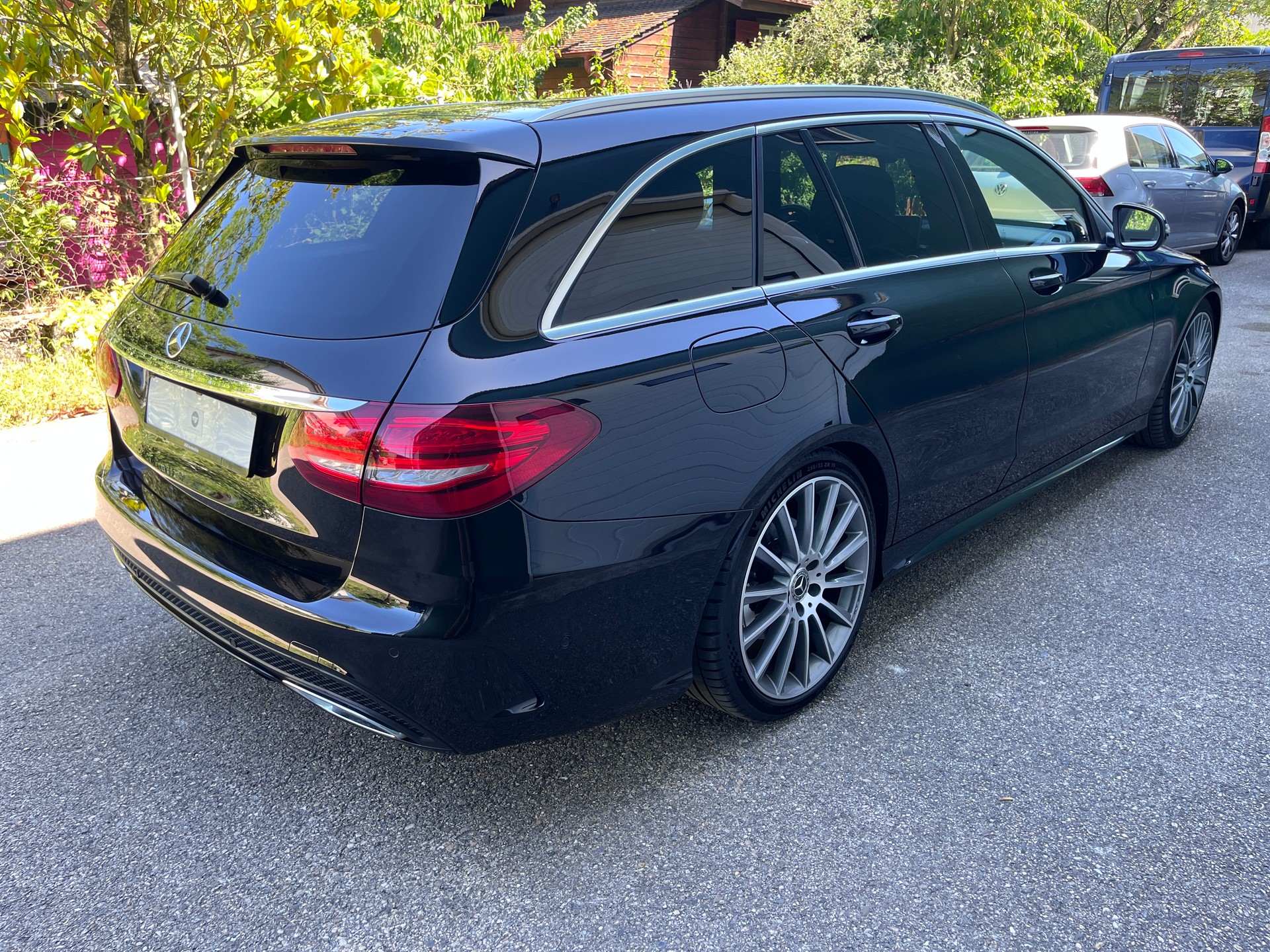 MERCEDES-BENZ C 250 d Swiss Star AMG Line 4Matic 9G-Tronic-image-3