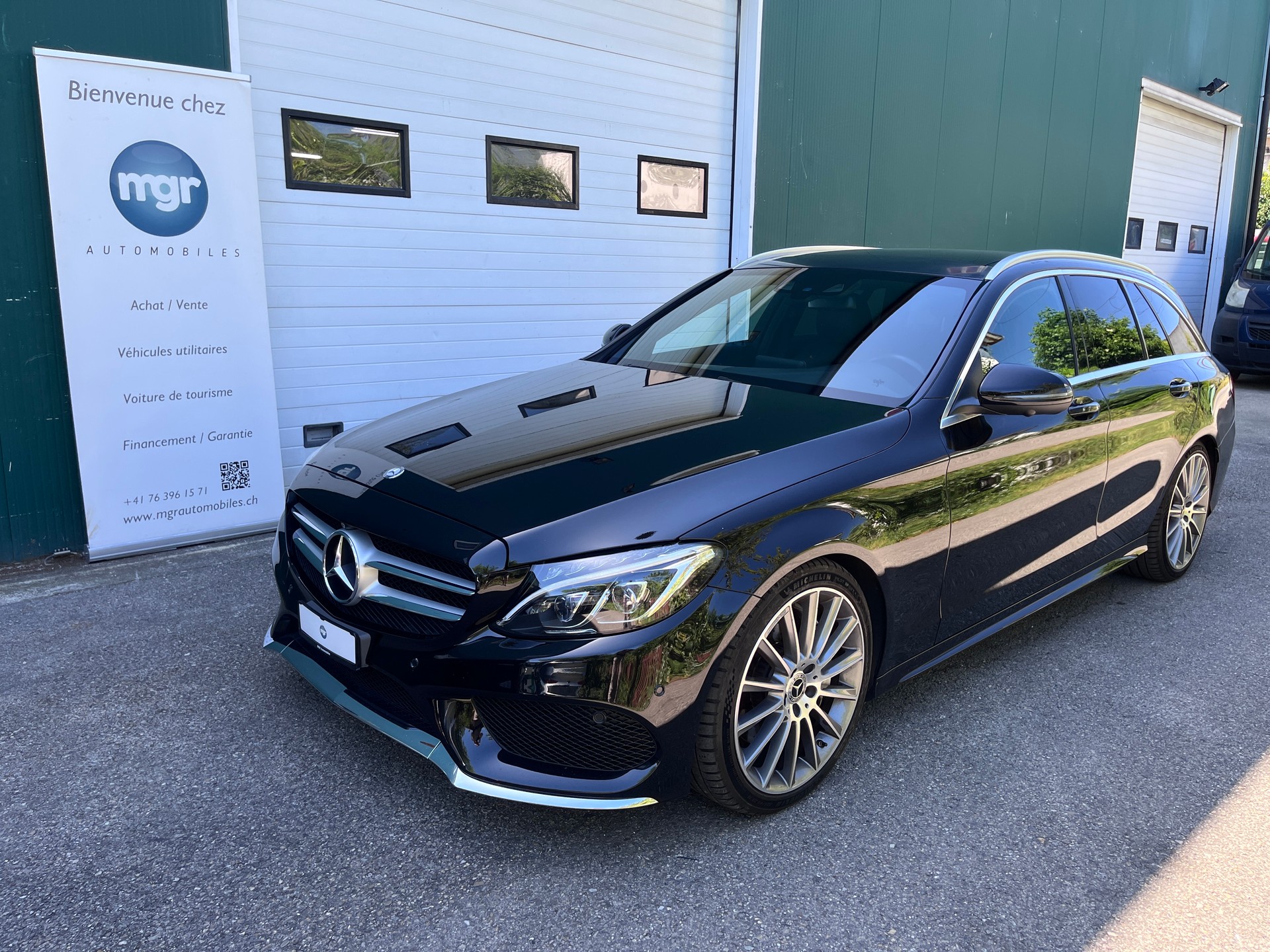 MERCEDES-BENZ C 250 d Swiss Star AMG Line 4Matic 9G-Tronic