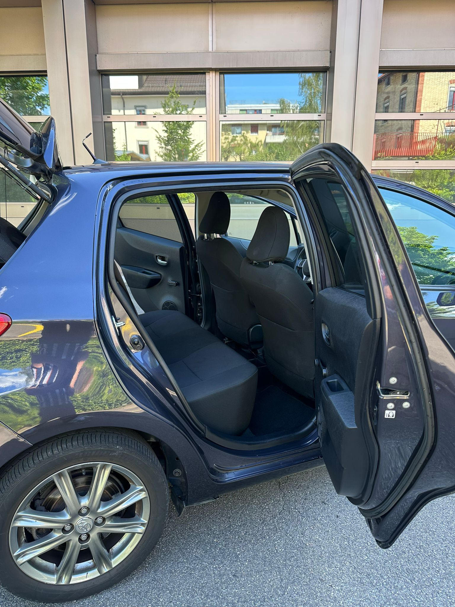 TOYOTA Yaris 1.33 Style Multidrive-image-12