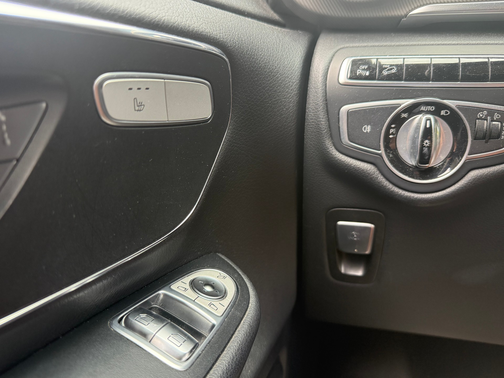 MERCEDES-BENZ V 250 d Exclusive lang 4Matic 7G-Tronic 8 Platz-image-13