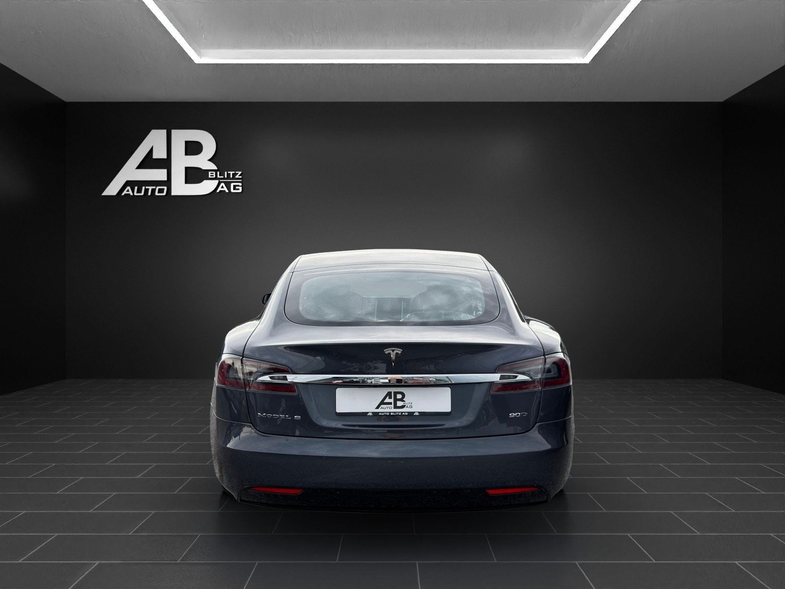 TESLA Model S 90 D 4x4 mit 525 PS-showroom-element-3