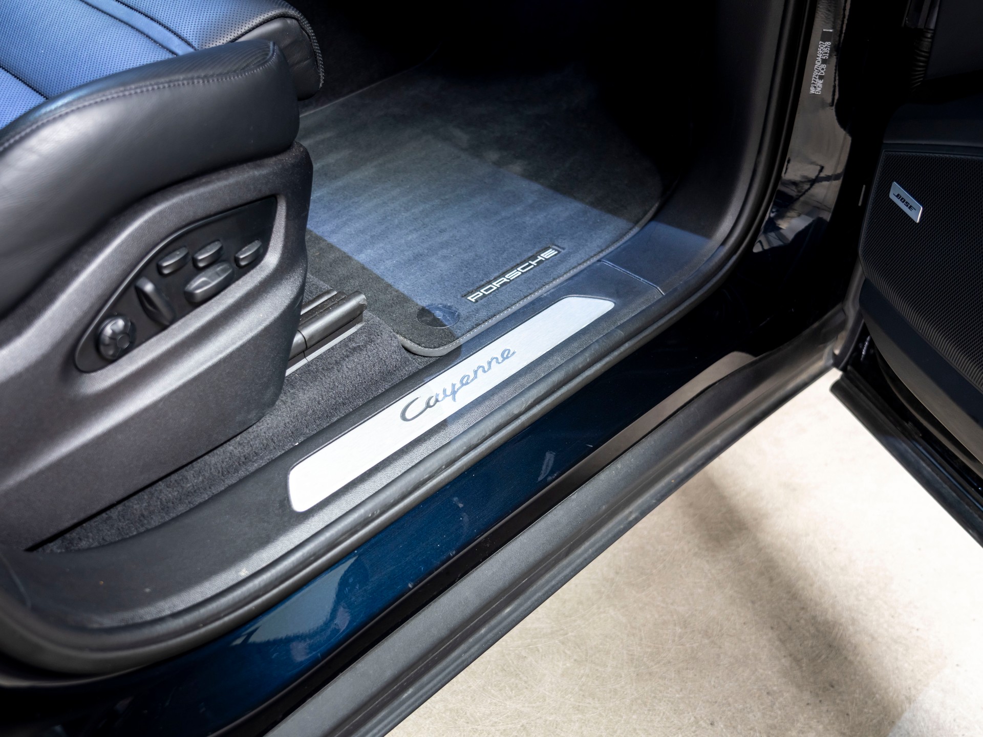 PORSCHE Cayenne Coupé E-Hybrid-image-26