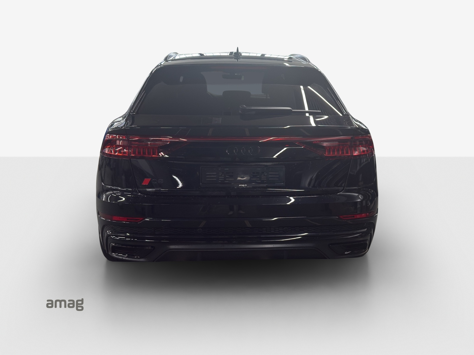 AUDI Q8 50 TDI Black Edition quattro tiptronic-showroom-element-3