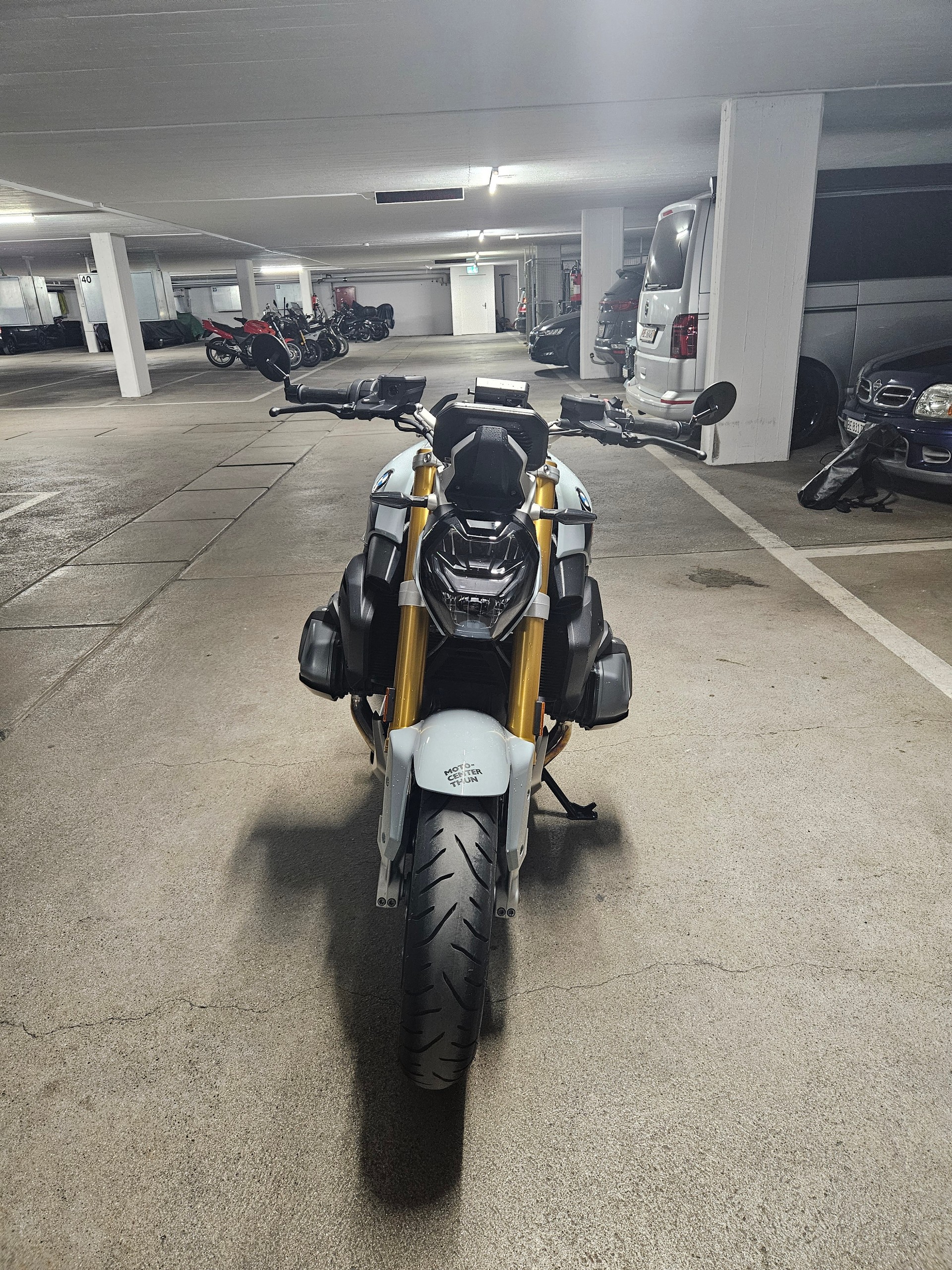 BMW R 1250 R-image-2