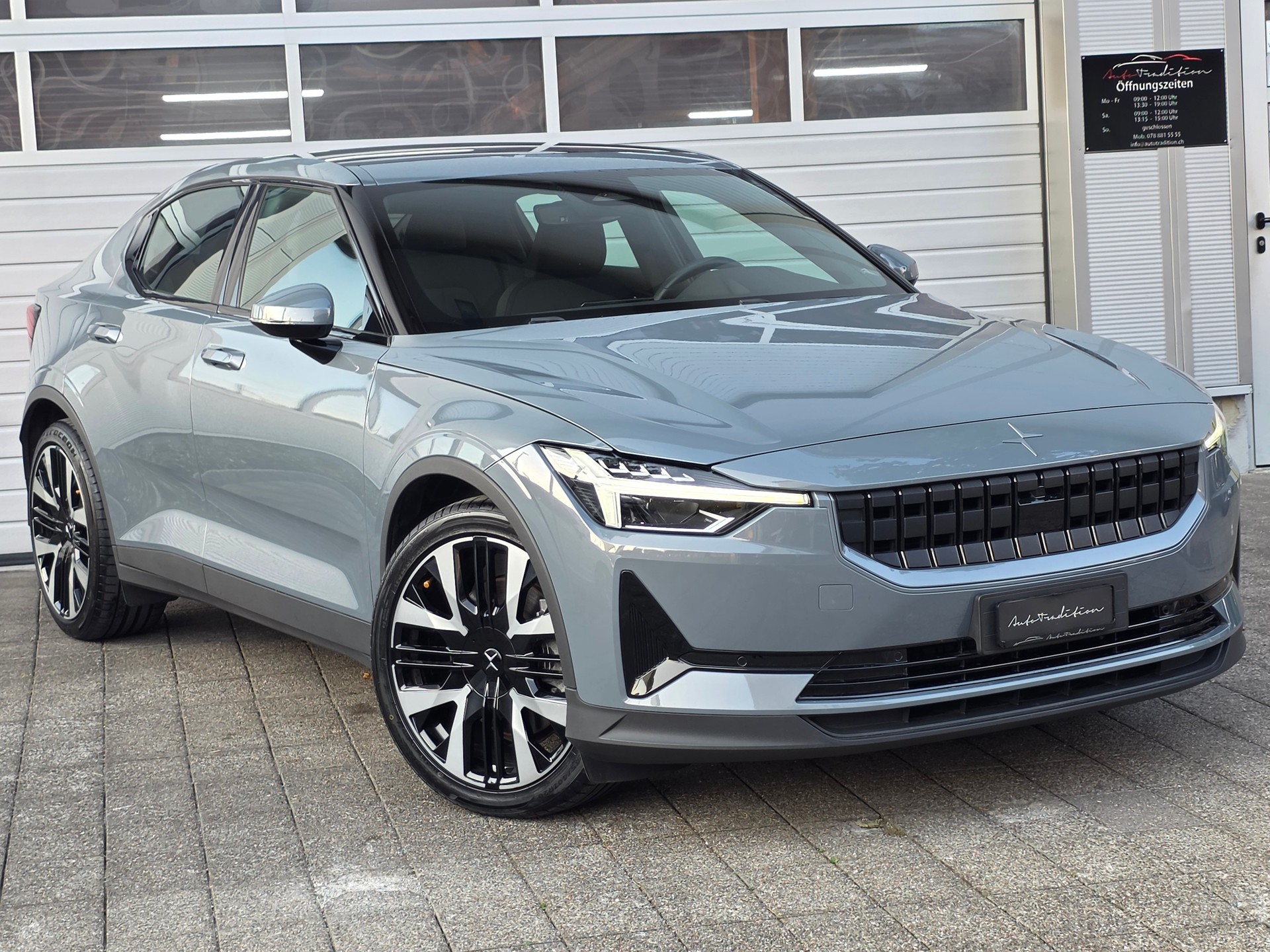 POLESTAR Polestar 2 Long Range Dual 78 kWh MY23 * PERFORMANCE FELGEN - BATT.-ZERTIFIKAT - PLUS PAKET- HARMAN KARDON -GARANTIE BIS 05.2030
