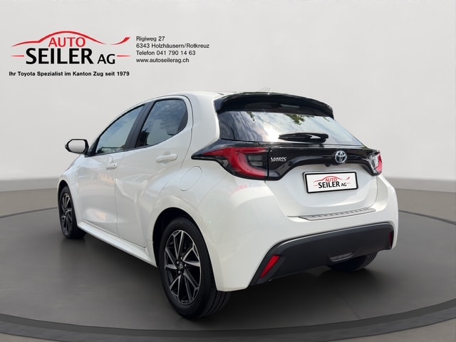 TOYOTA Yaris 1.5 Trend e-CVT-showroom-element-2