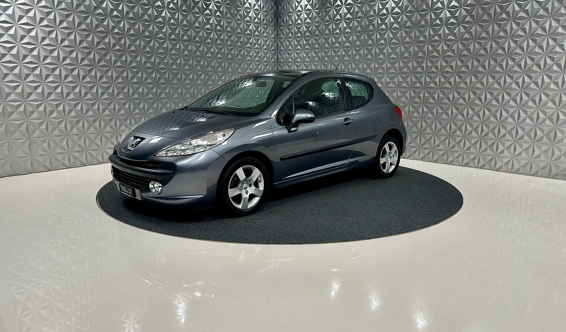 PEUGEOT 207 1.4 16V Trendy