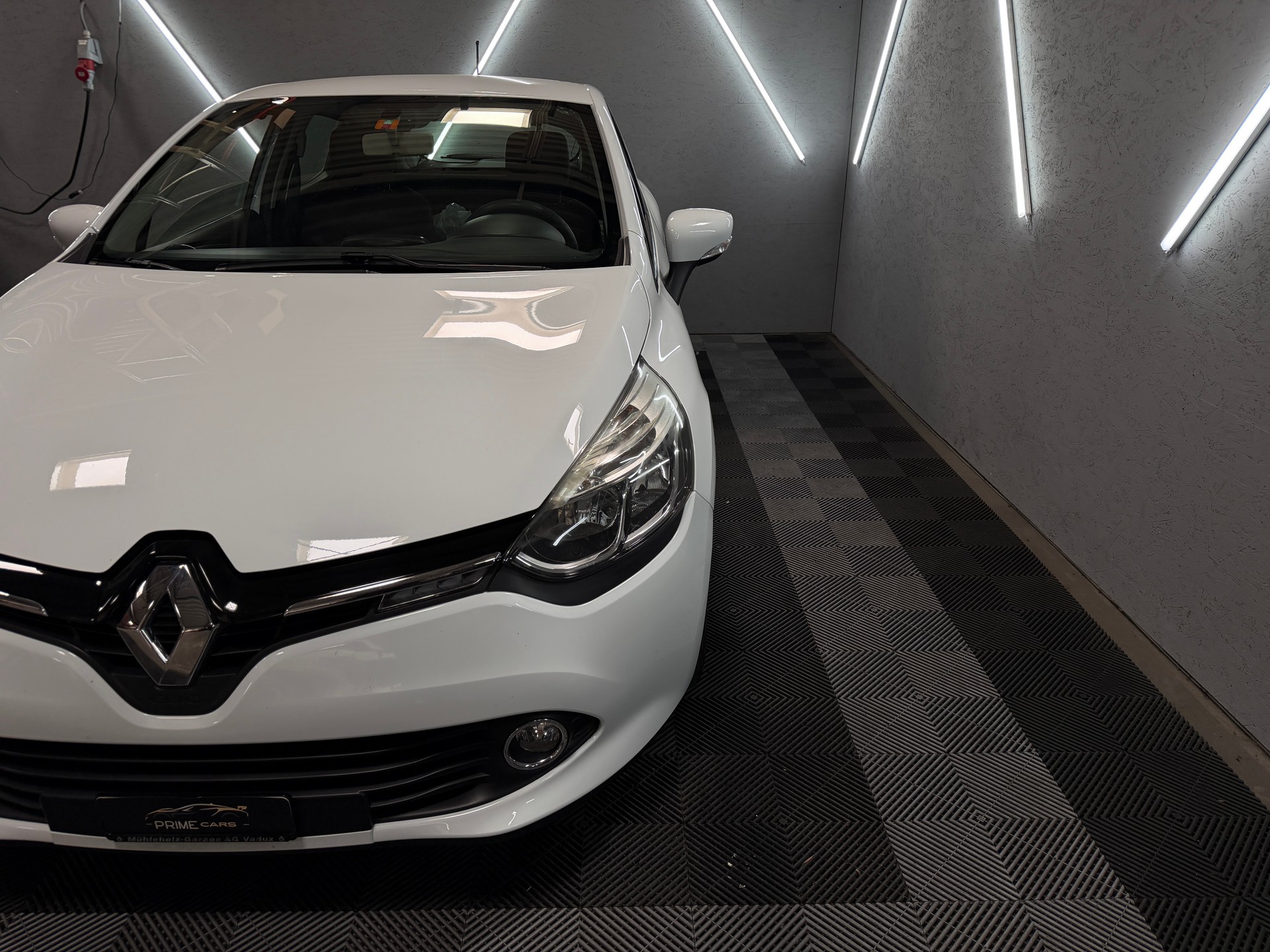 RENAULT Clio 1.2 16V Expression-image-4