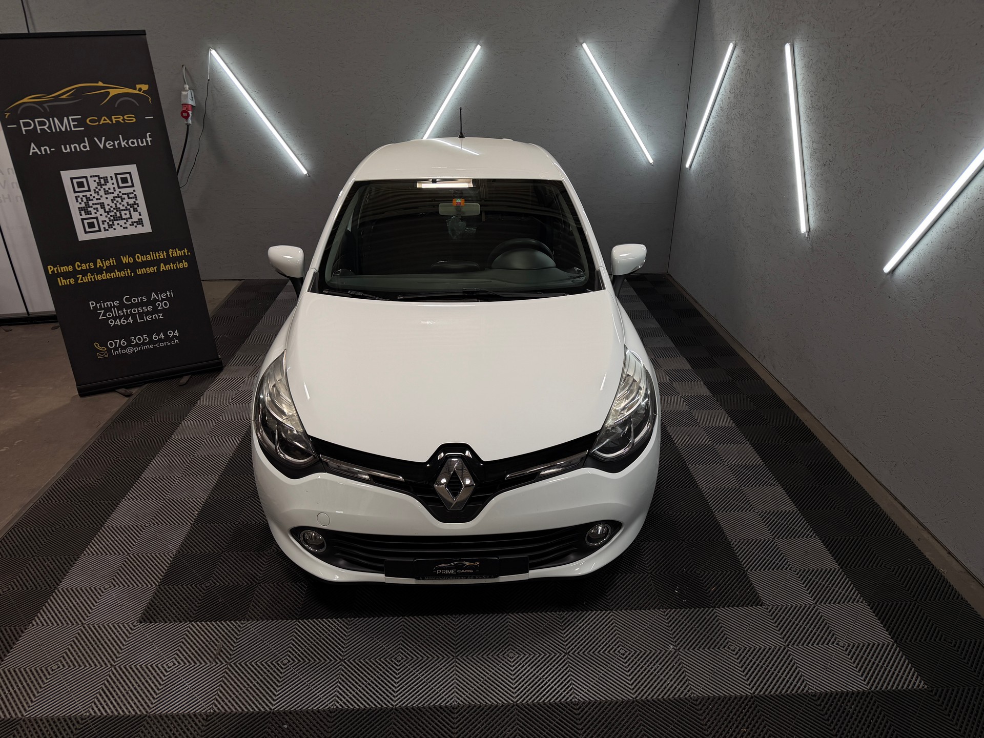 RENAULT Clio 1.2 16V Expression-showroom-element-3