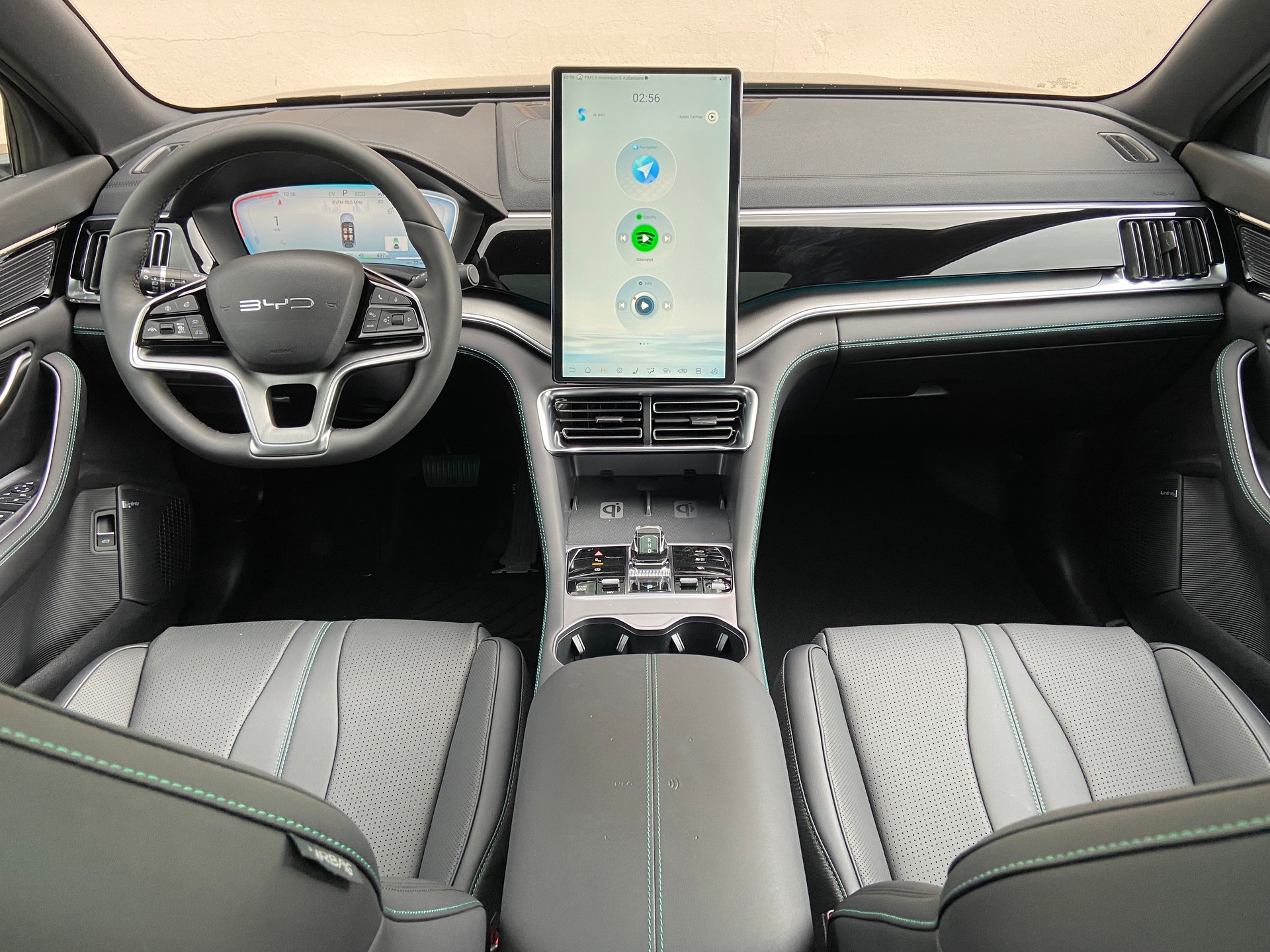 BYD Seal U DM-i Design AWD-showroom-element-3