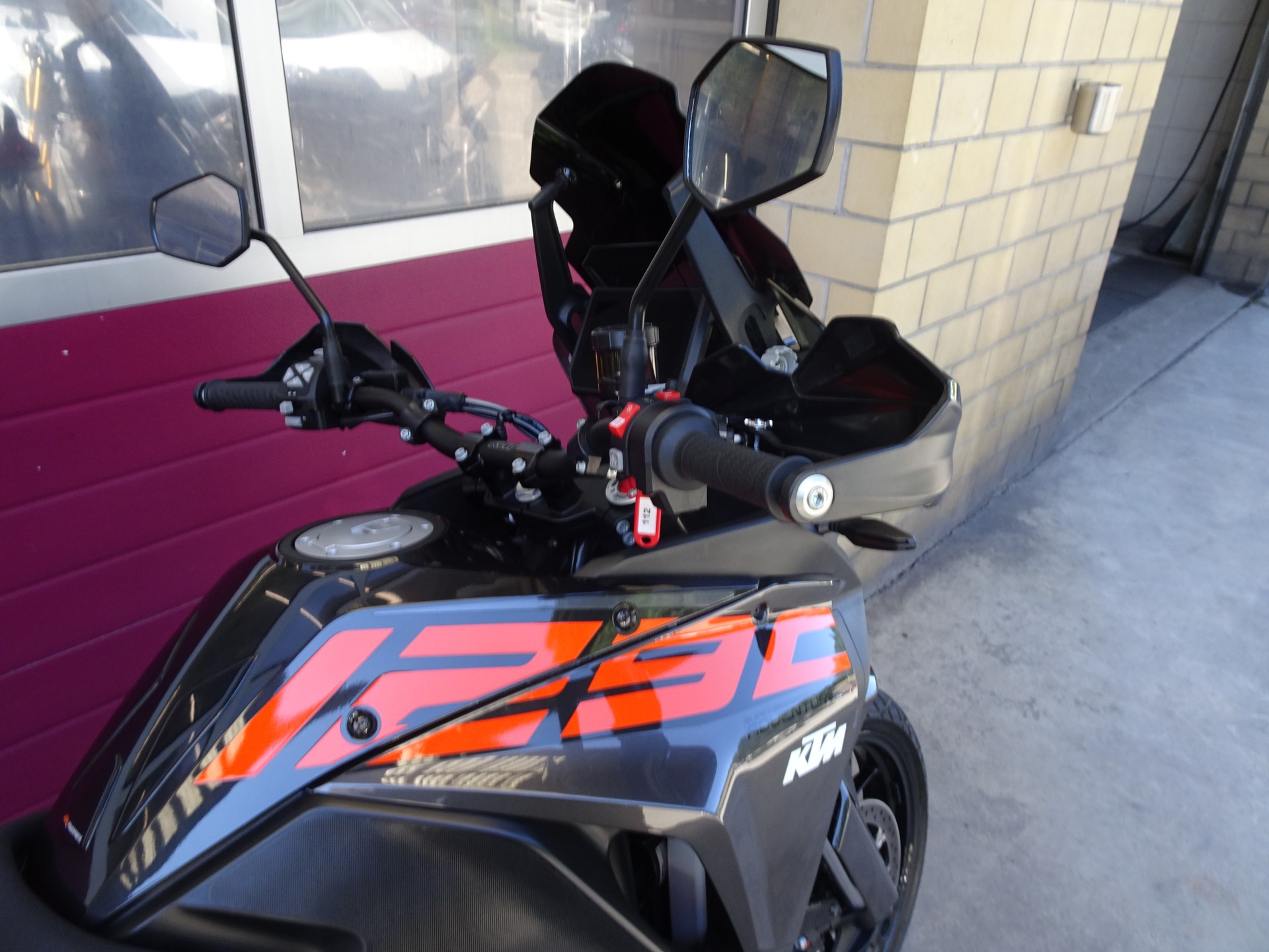 KTM 1290 Super Adventure S ABS-image-4
