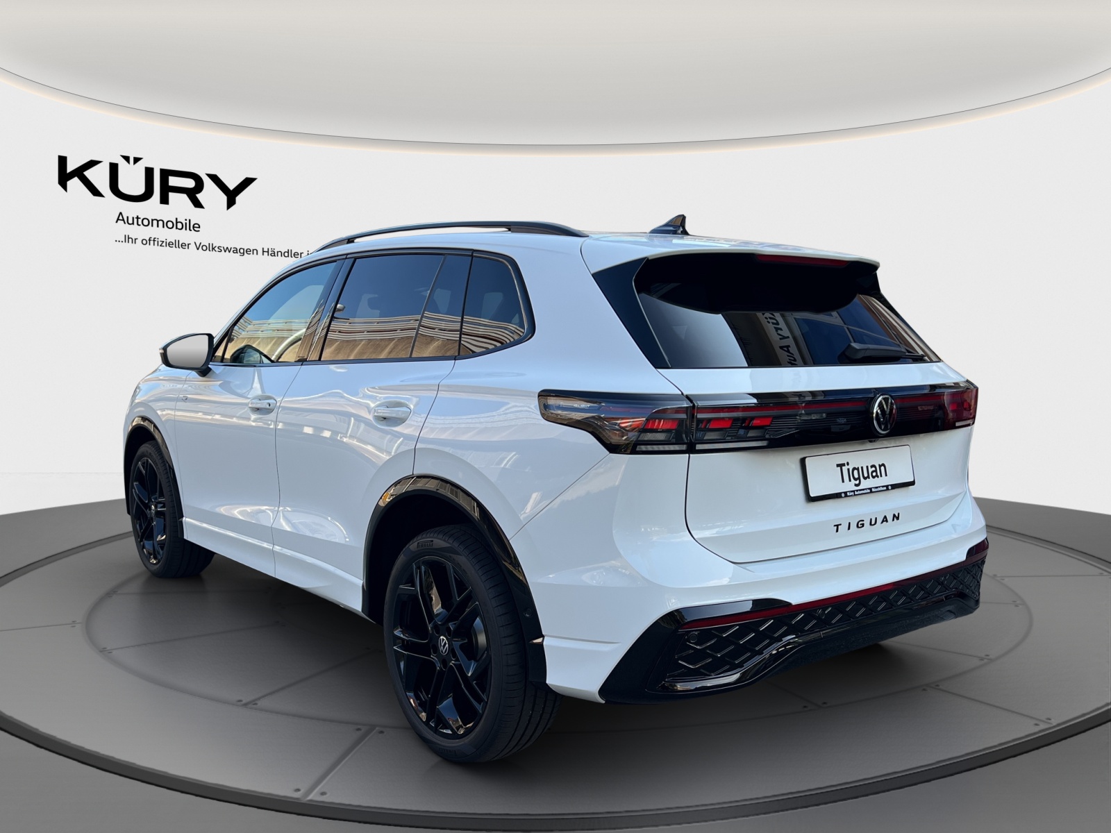 VW Tiguan 2.0 TSI DSG R-Line 4Motion-image-6